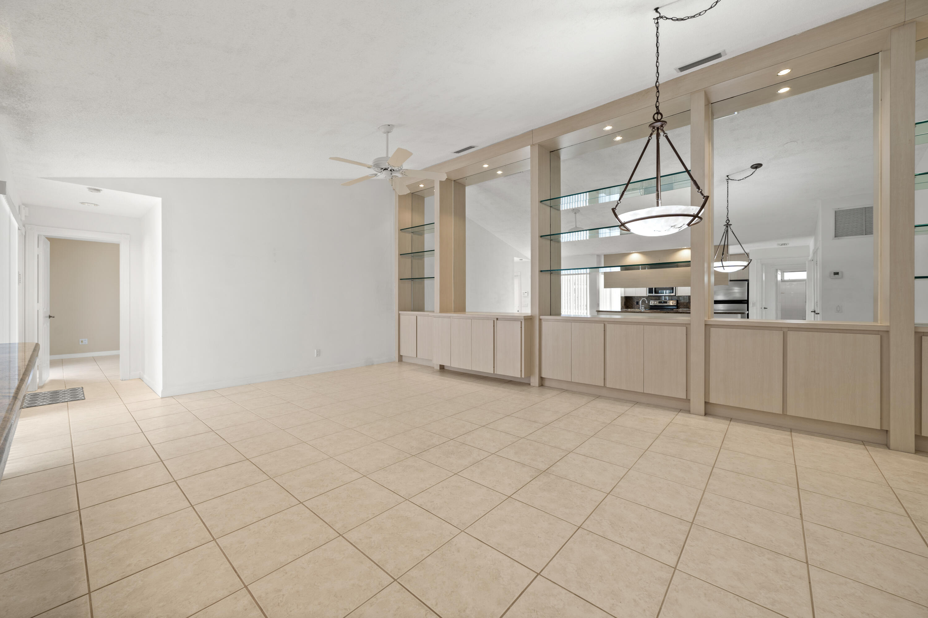 5503 Red Oak Court