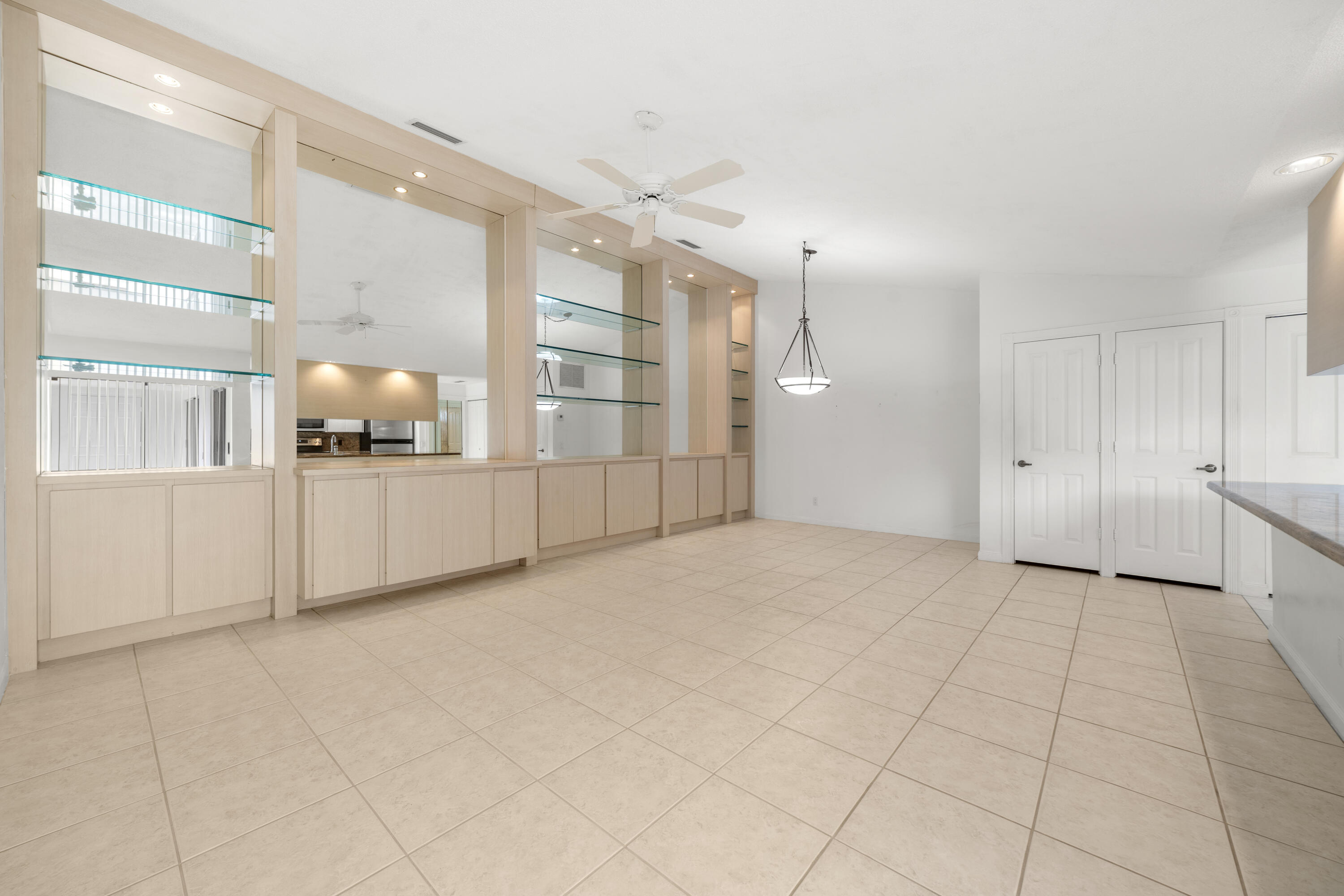 5503 Red Oak Court