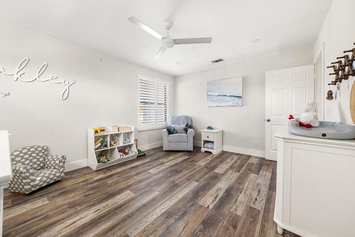 6268 Robinson Street