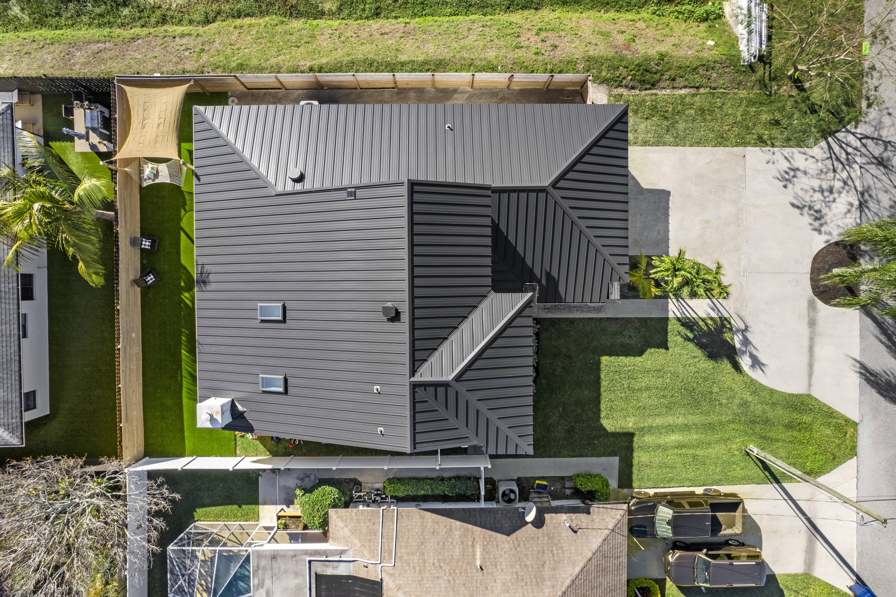 6268 Robinson Street