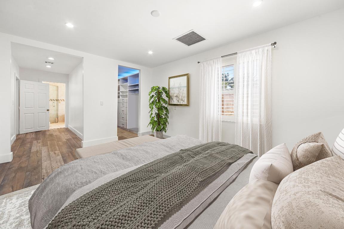 6268 Robinson Street