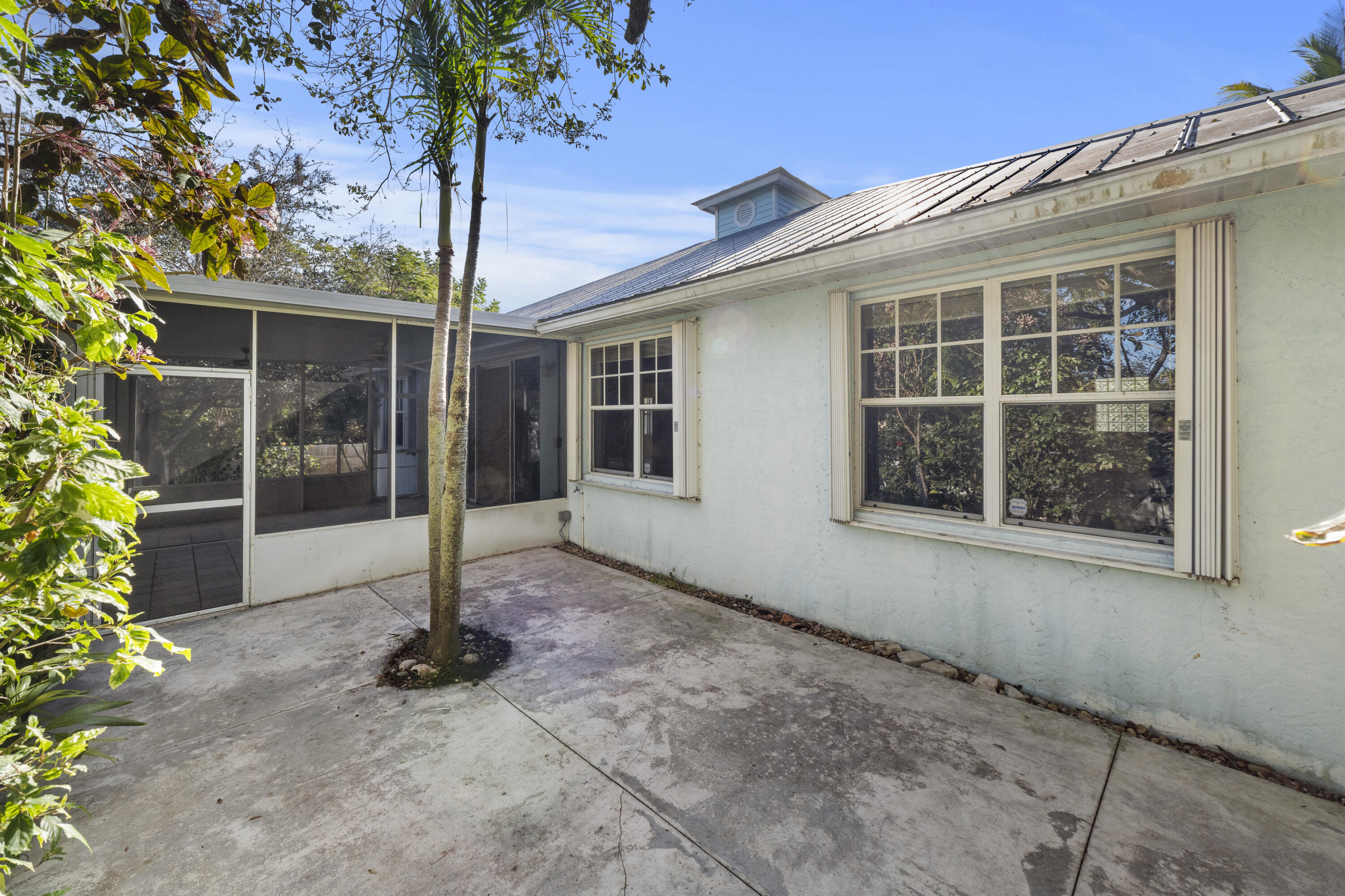 9355 SE Mercury Street