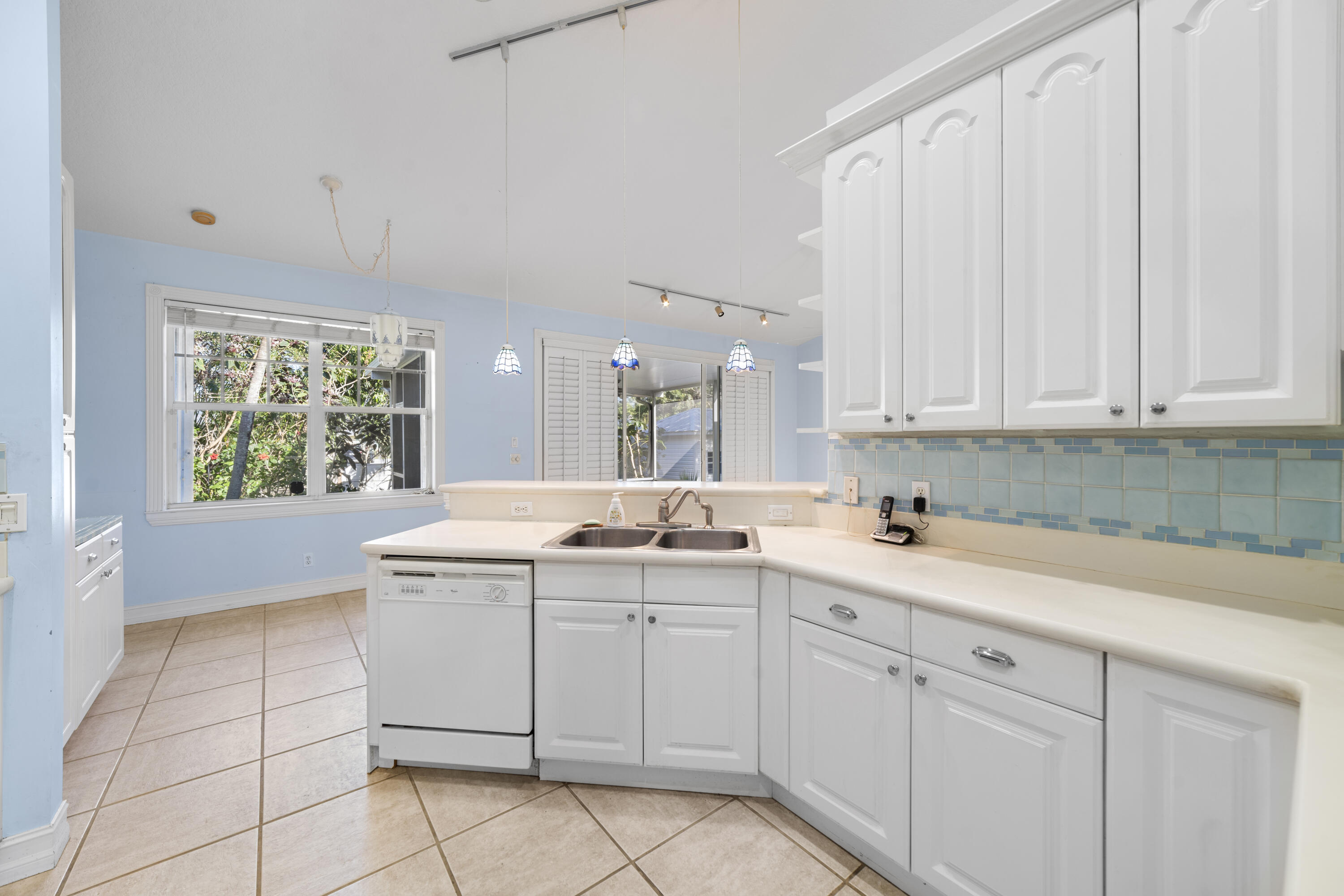 9355 SE Mercury Street