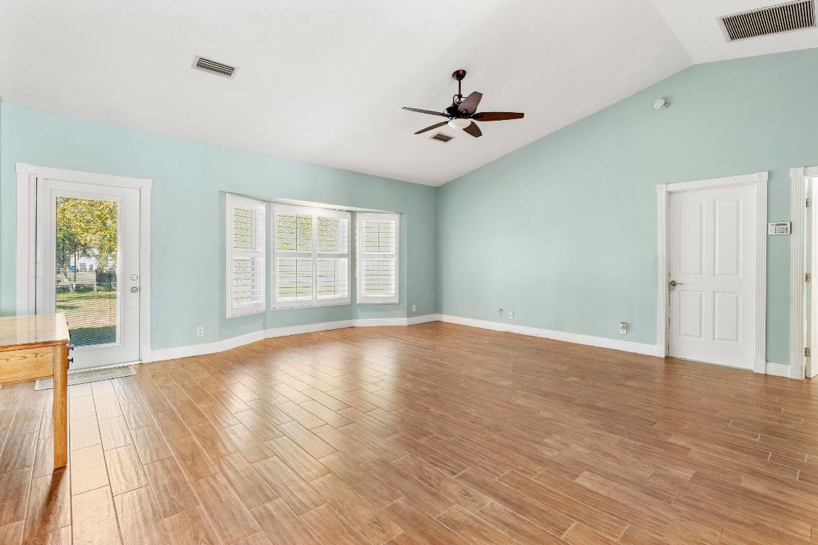 16792 134th Terrace N