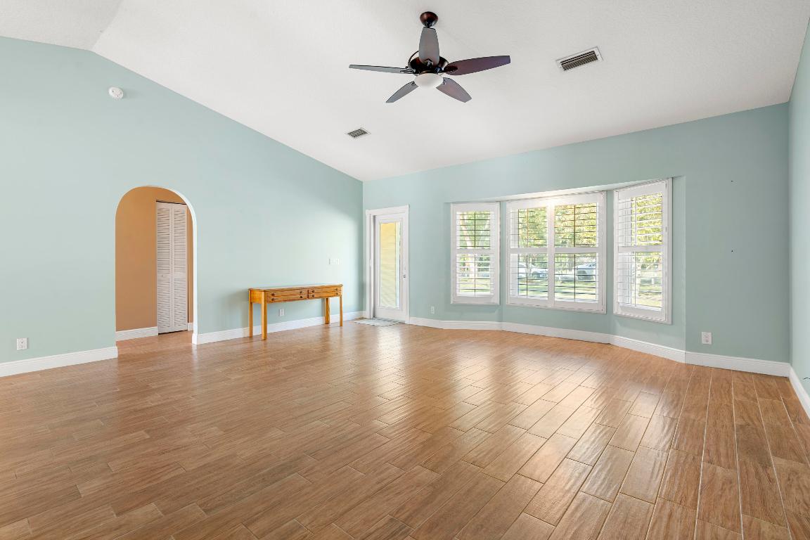 16792 134th Terrace N