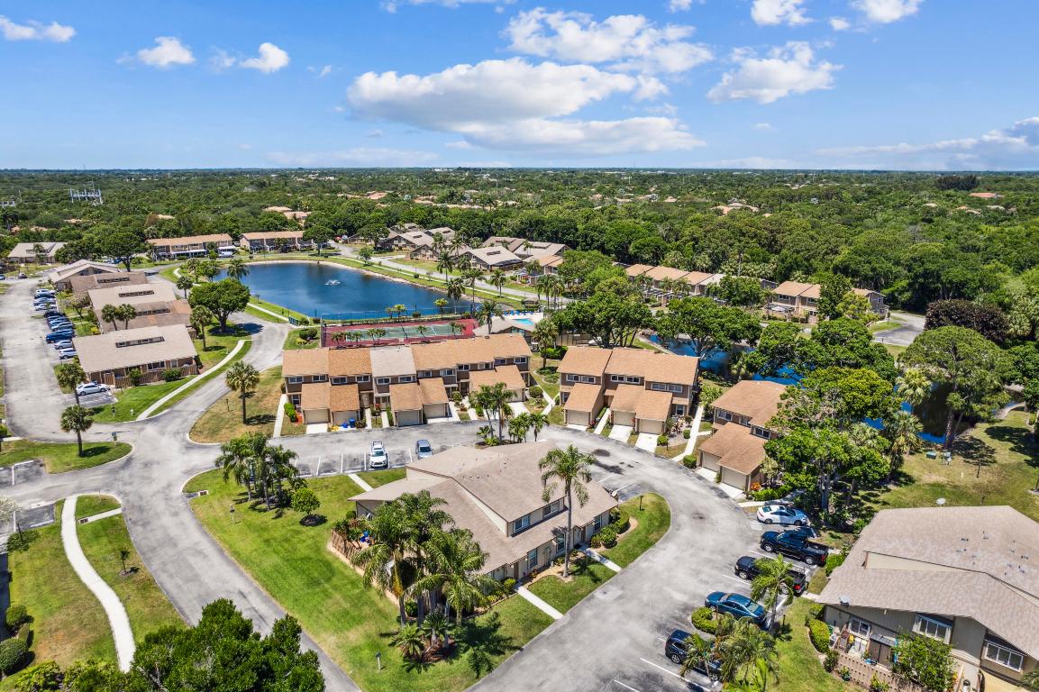 353 Maplecrest Circle