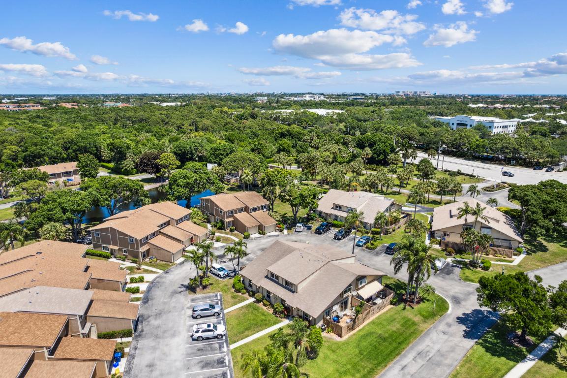 353 Maplecrest Circle