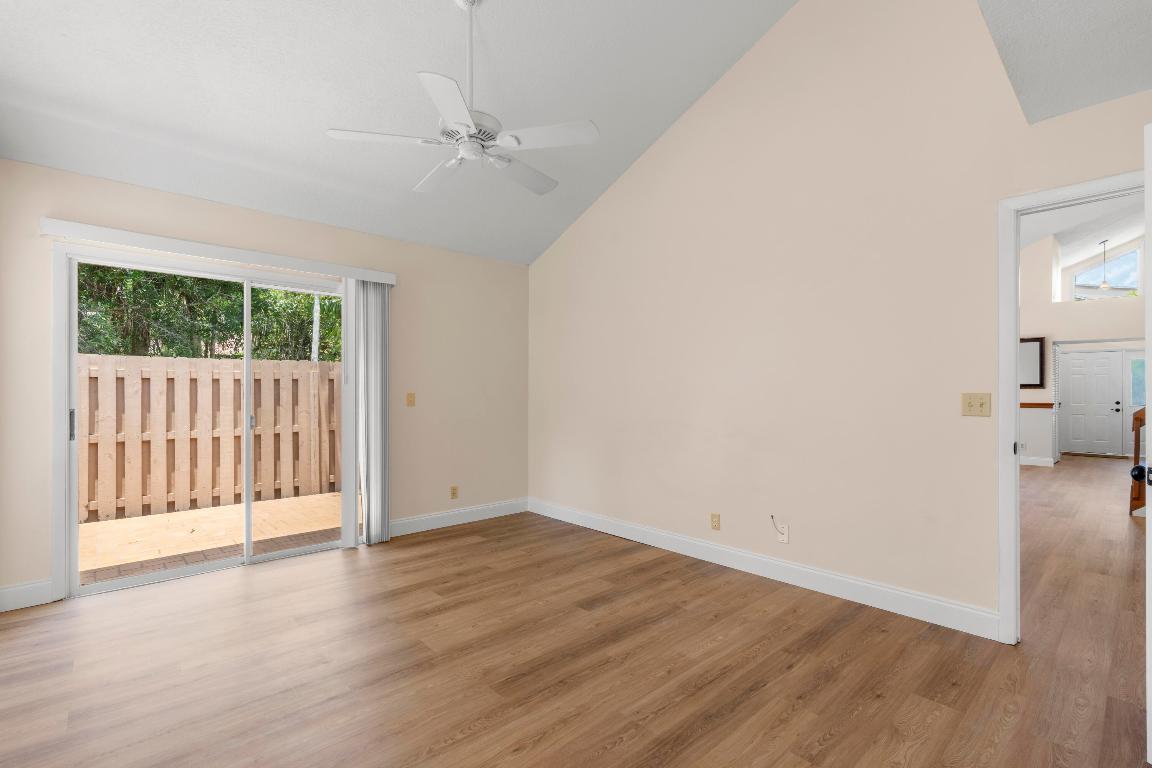 182 Maplecrest Circle