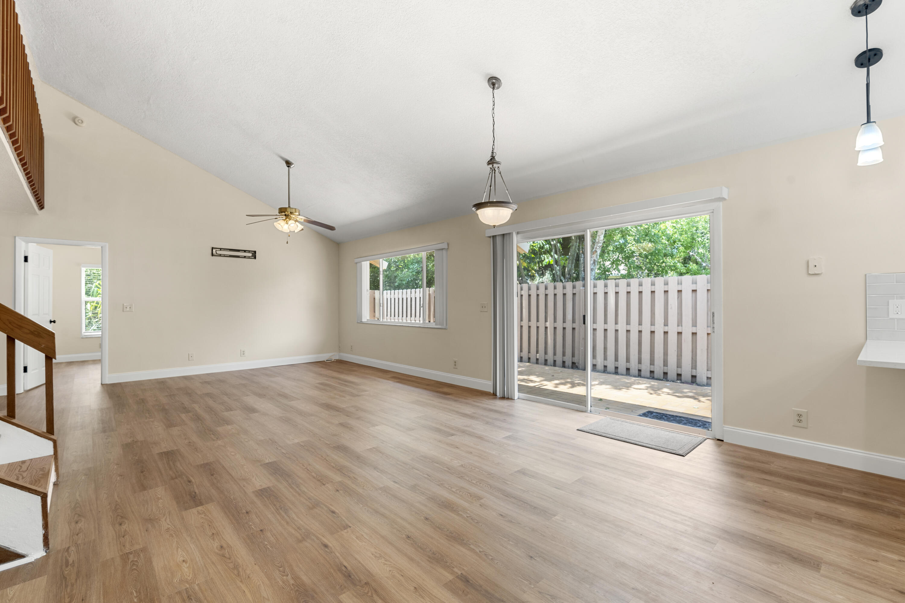 182 Maplecrest Circle