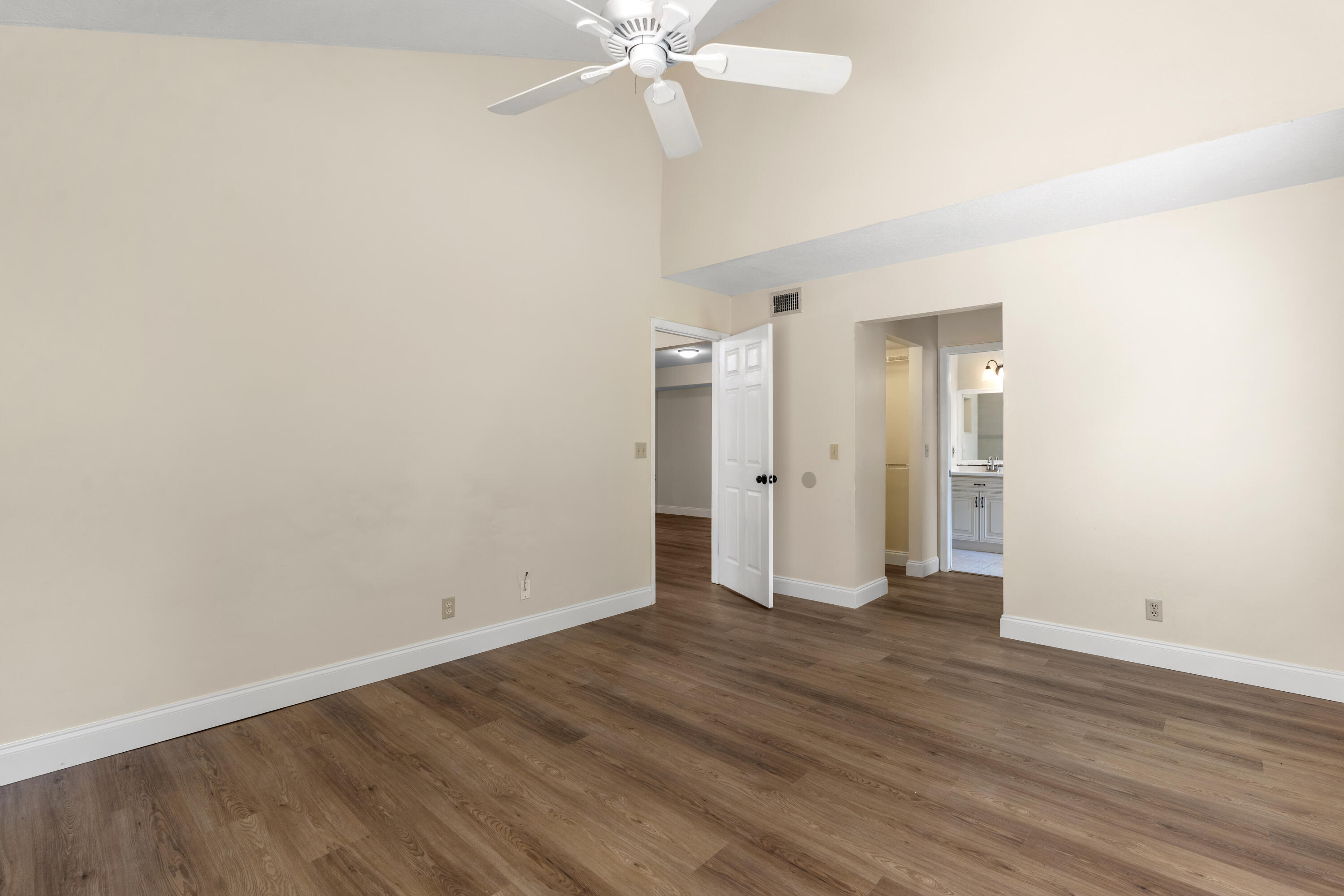 182 Maplecrest Circle