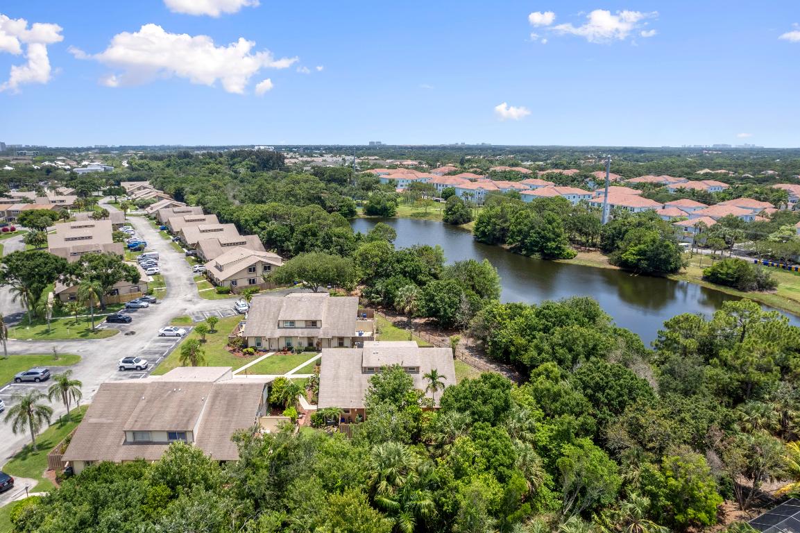 182 Maplecrest Circle