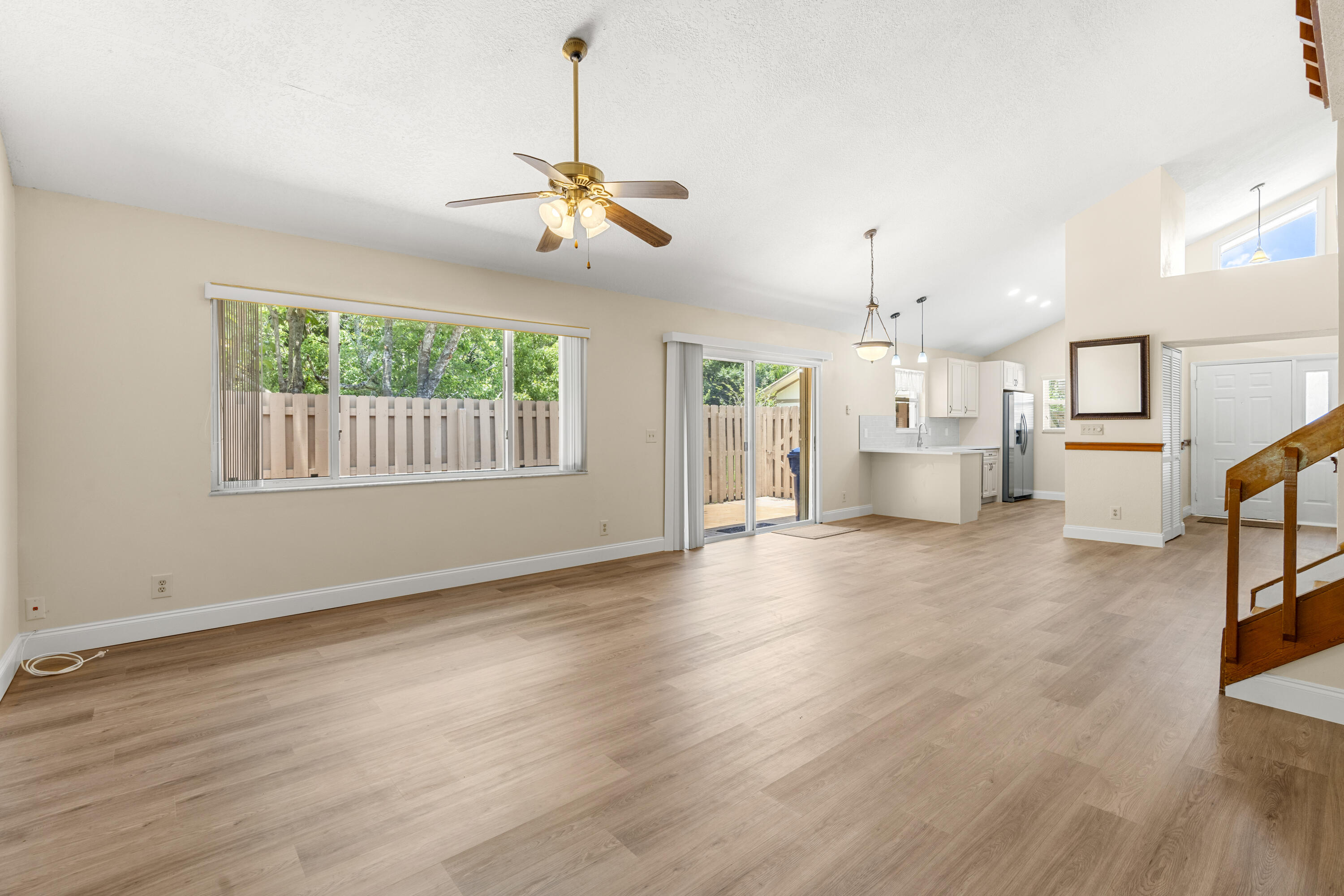 182 Maplecrest Circle