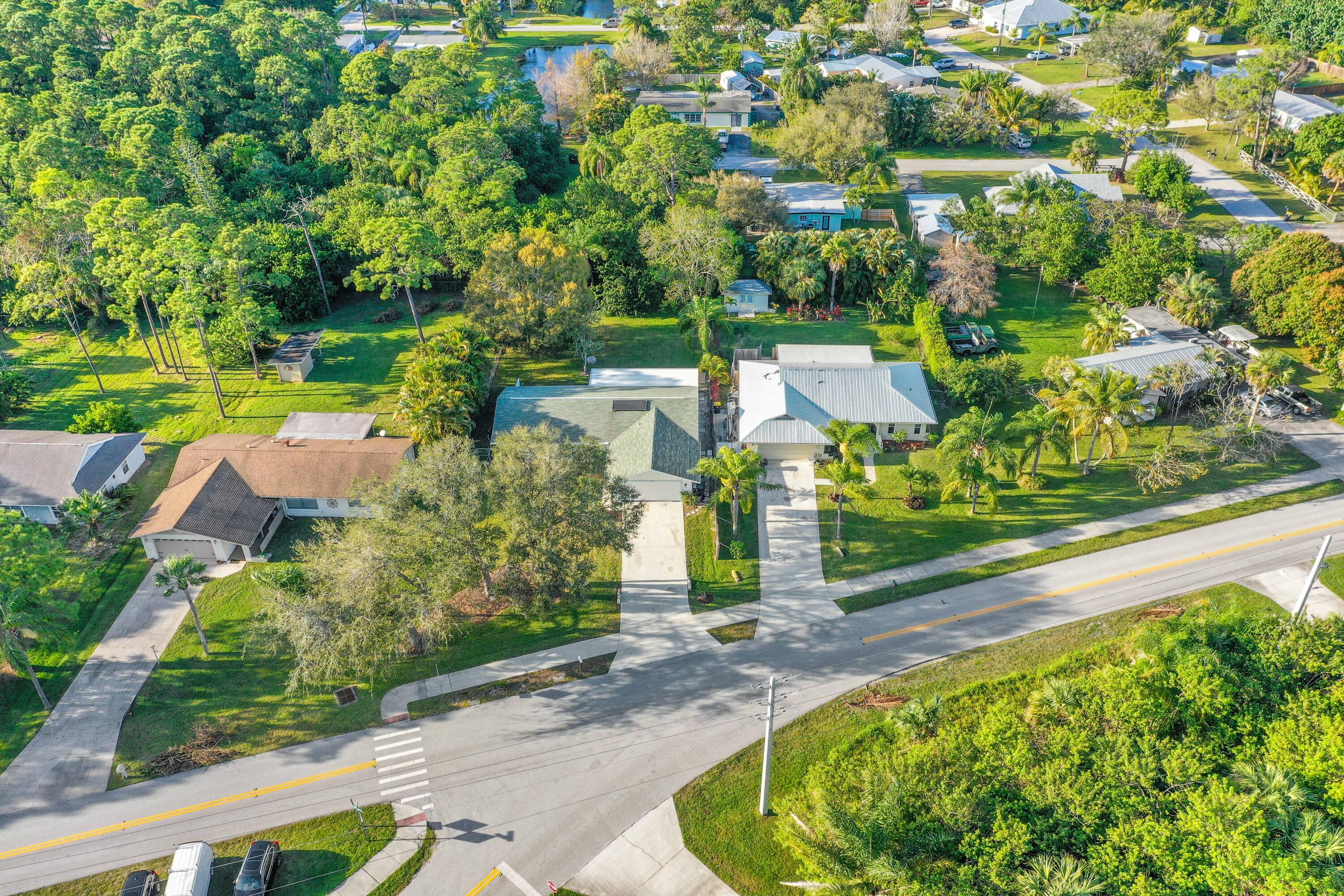 6309 SE Poinciana Lane