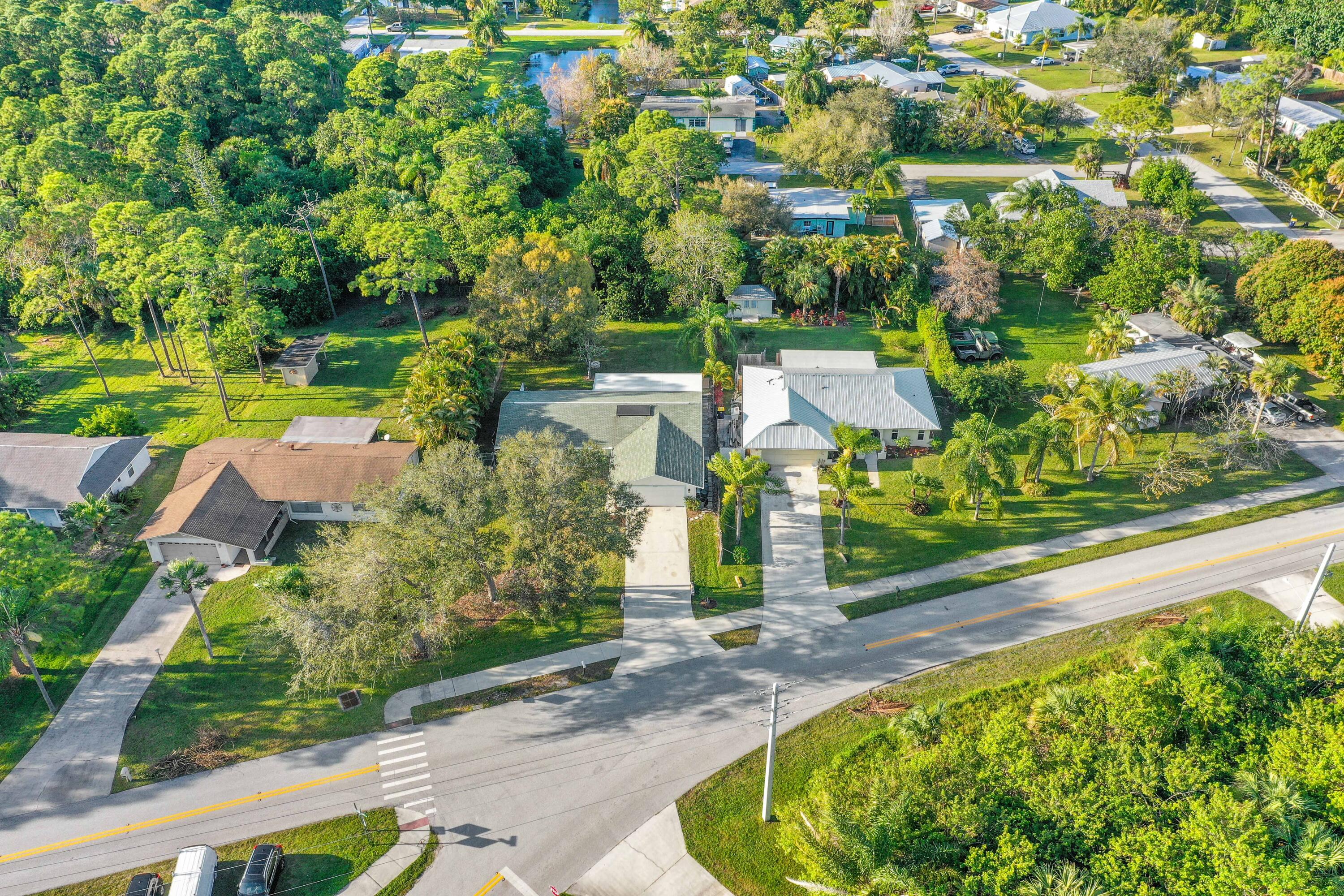 6309 SE Poinciana Lane