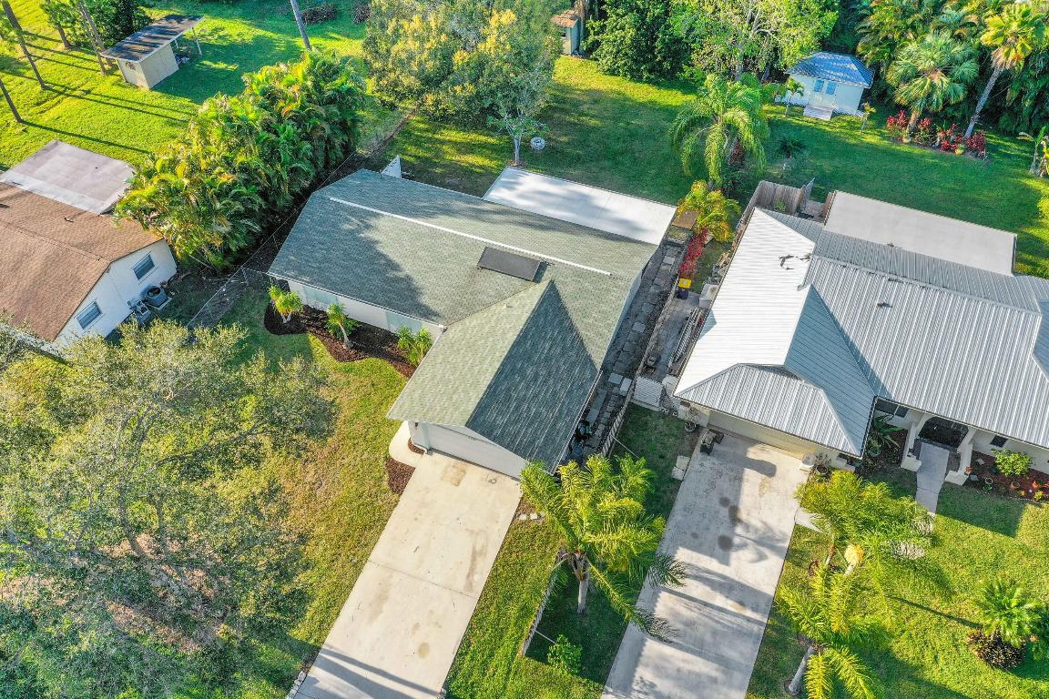 6309 SE Poinciana Lane