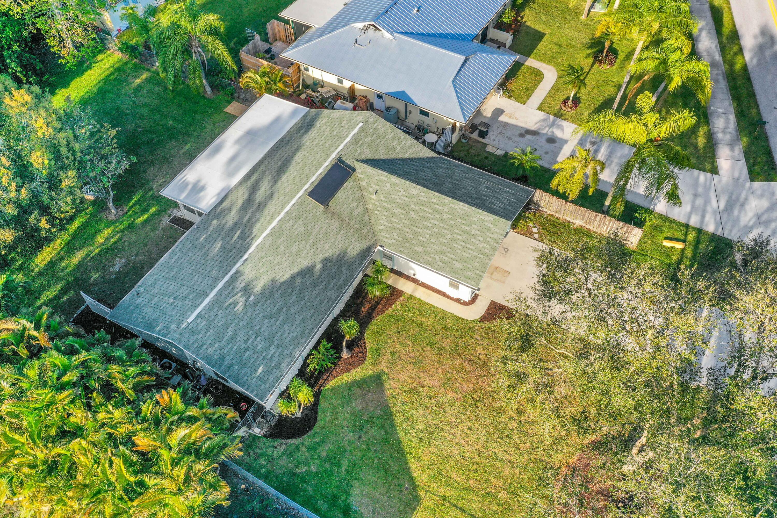 6309 SE Poinciana Lane