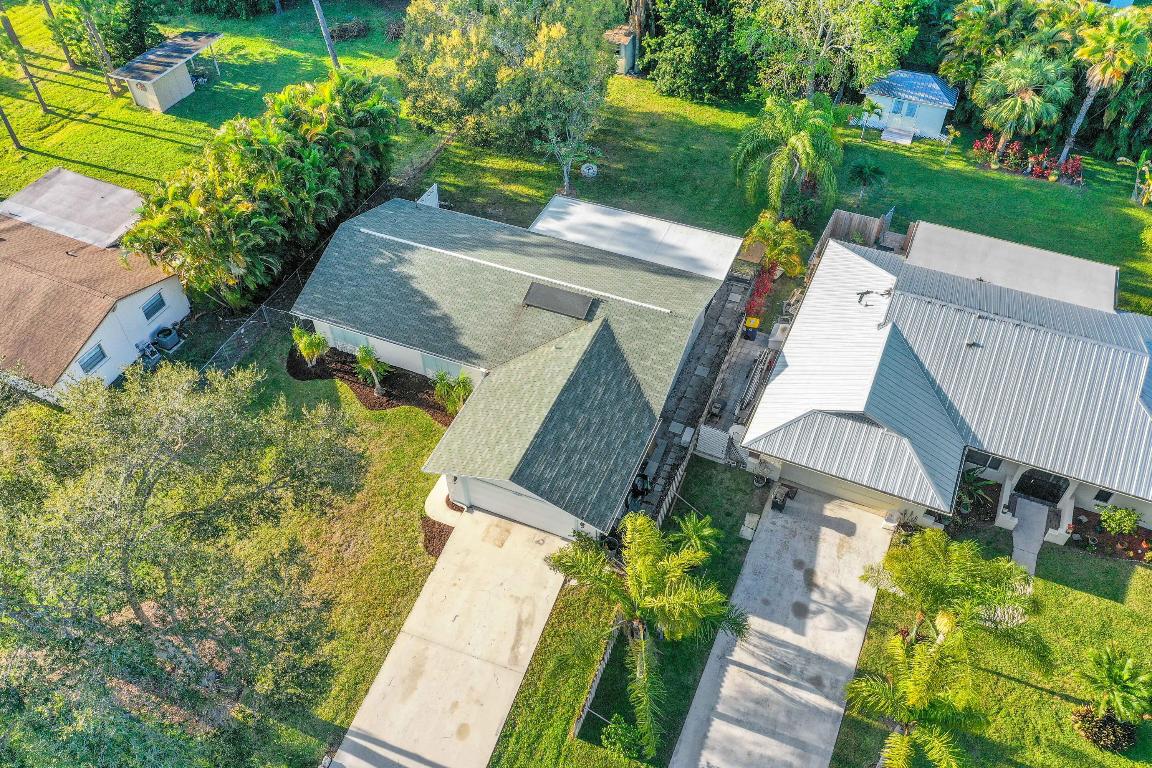 6309 SE Poinciana Lane