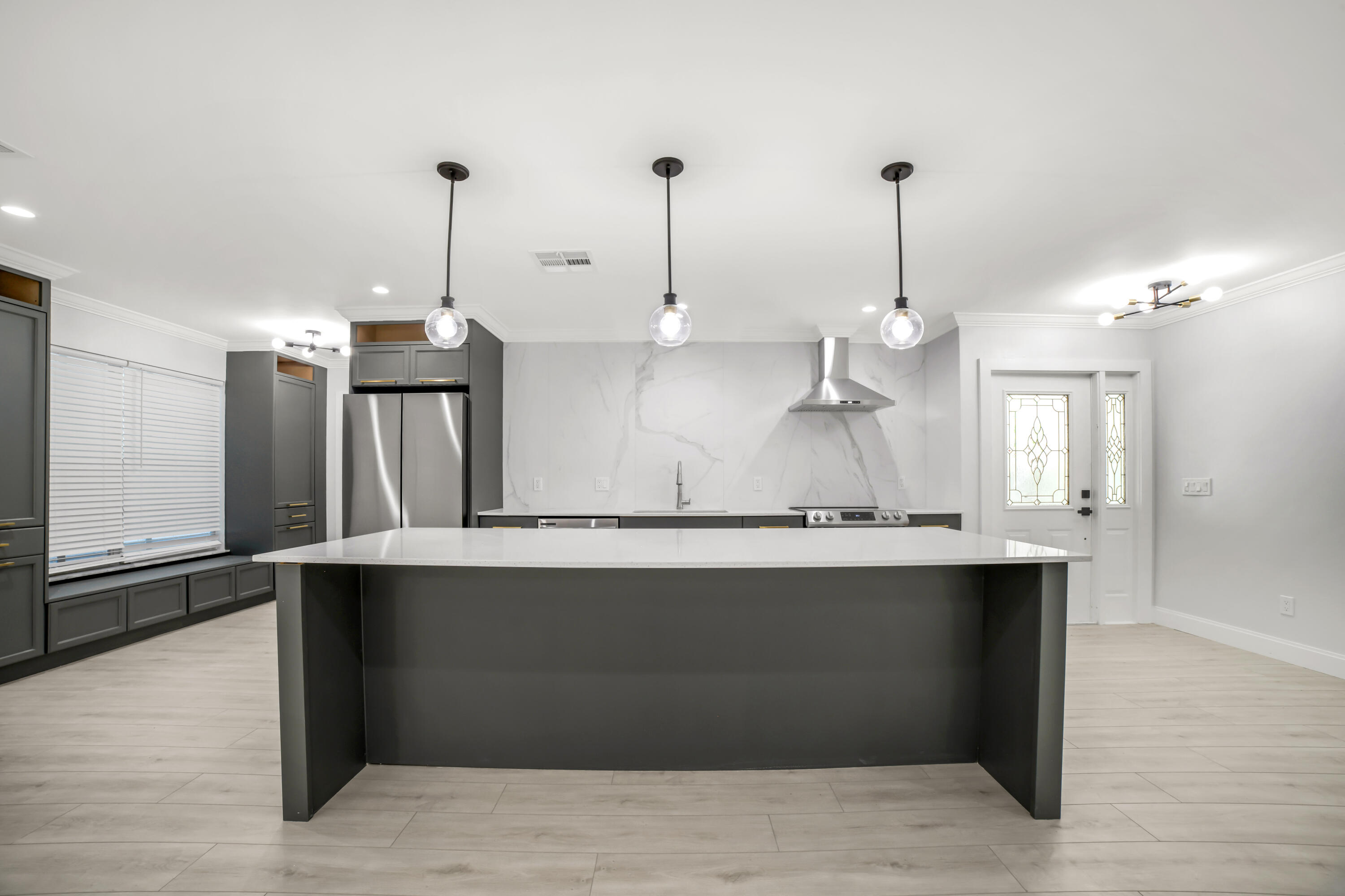 6309 SE Poinciana Lane