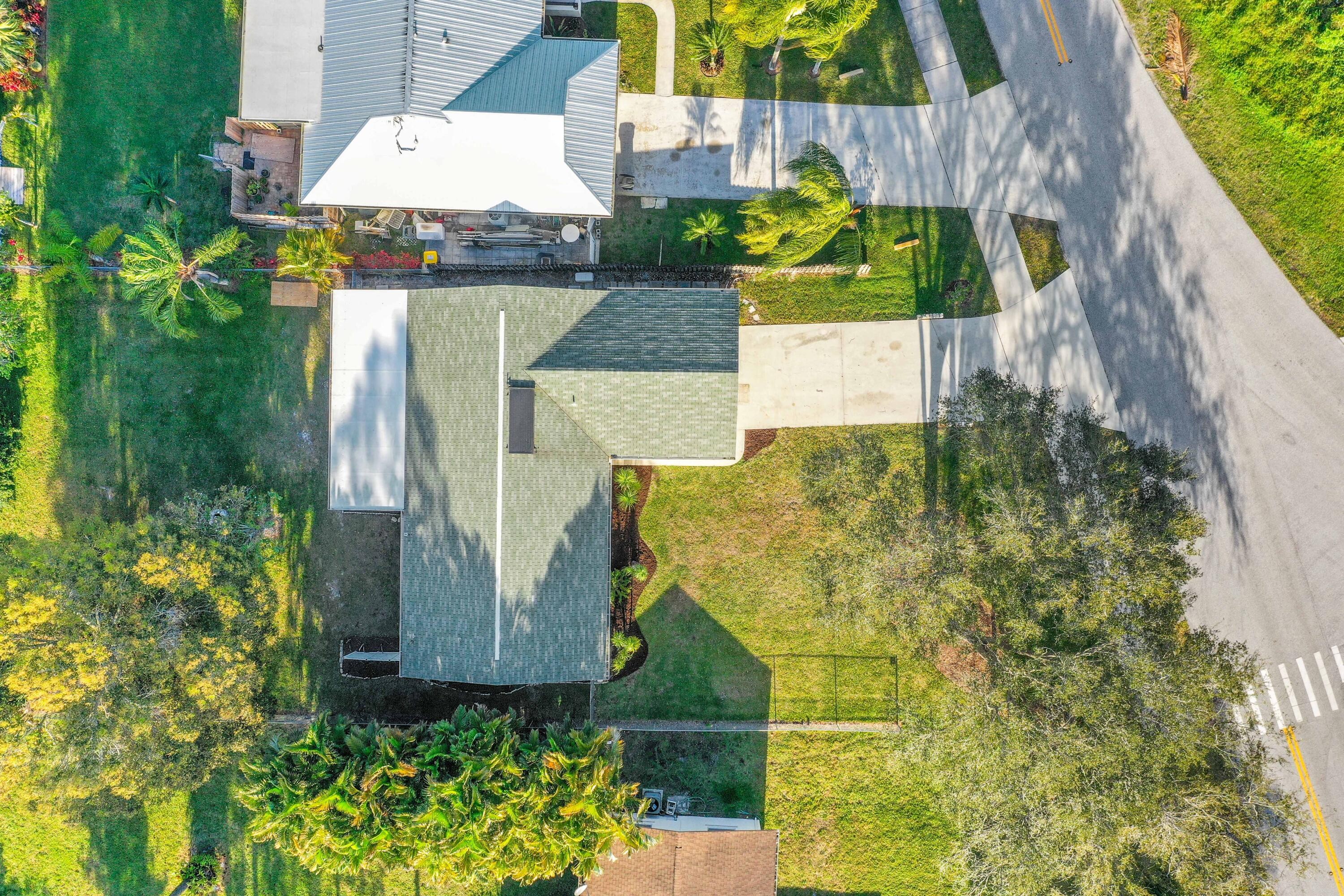 6309 SE Poinciana Lane