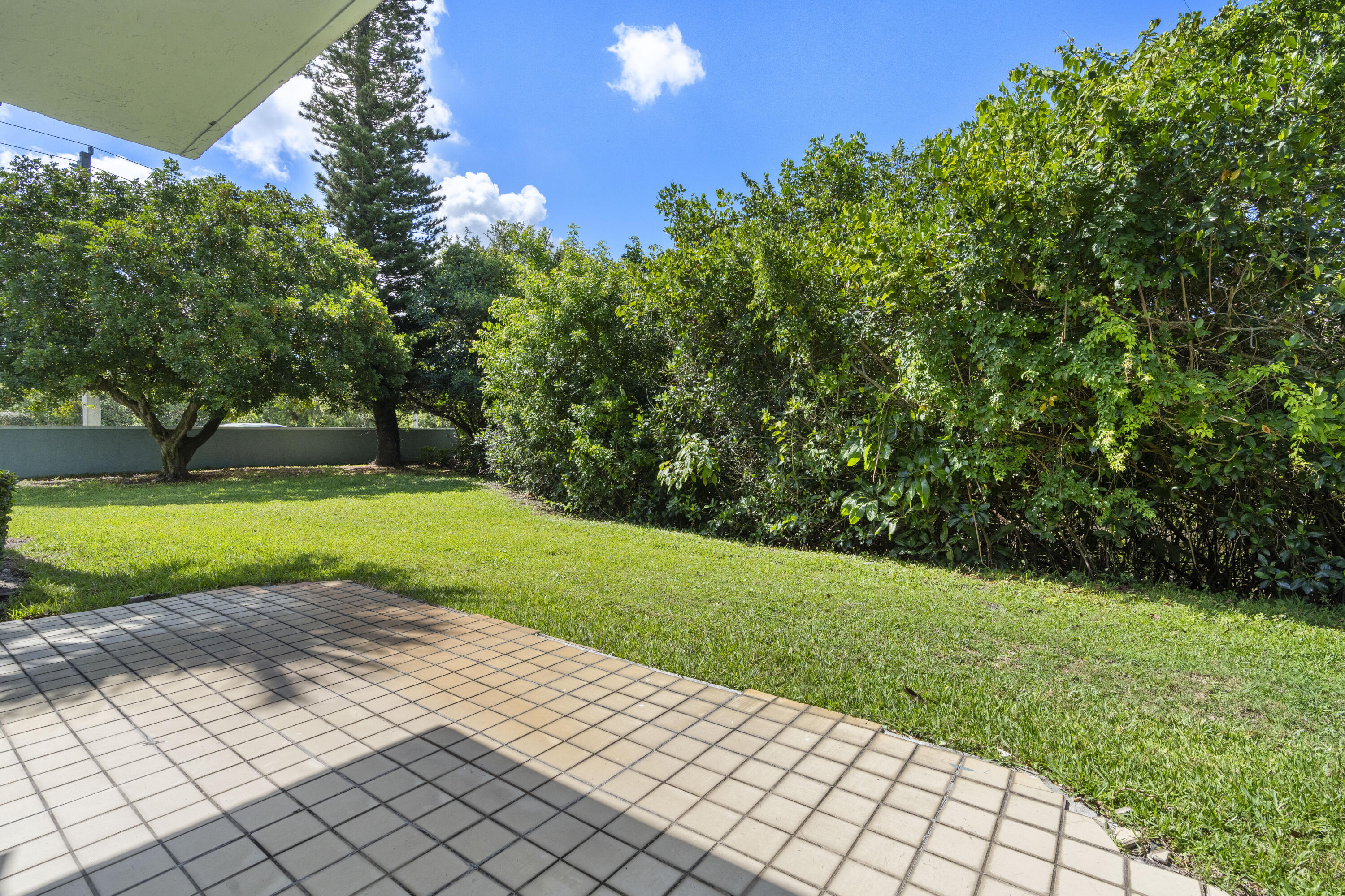 950 S Kanner Highway E9