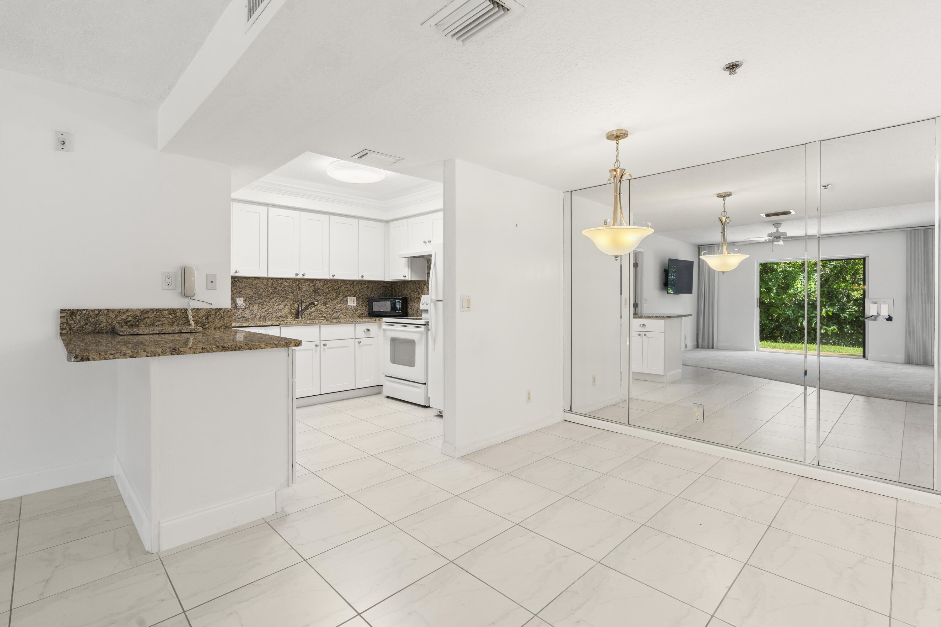 950 S Kanner Highway E9