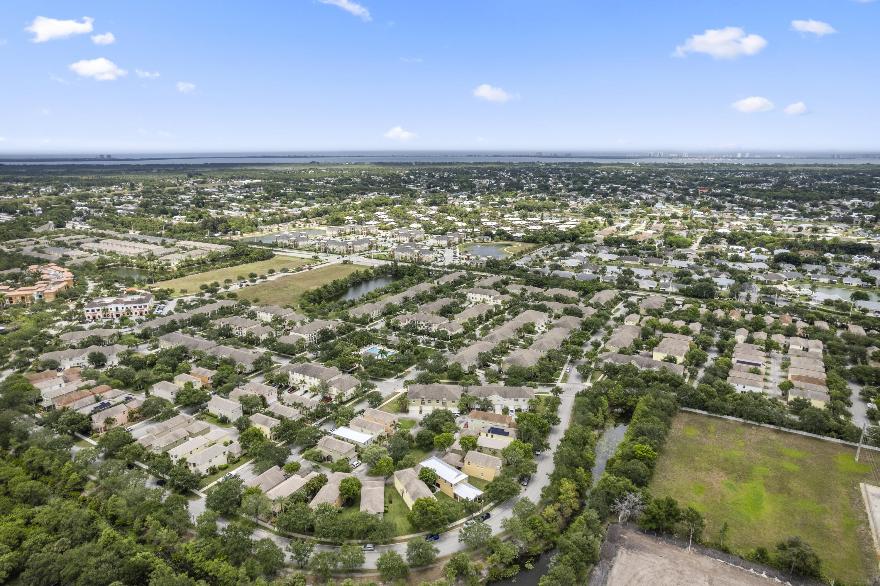 1976 SE High Springs Drive