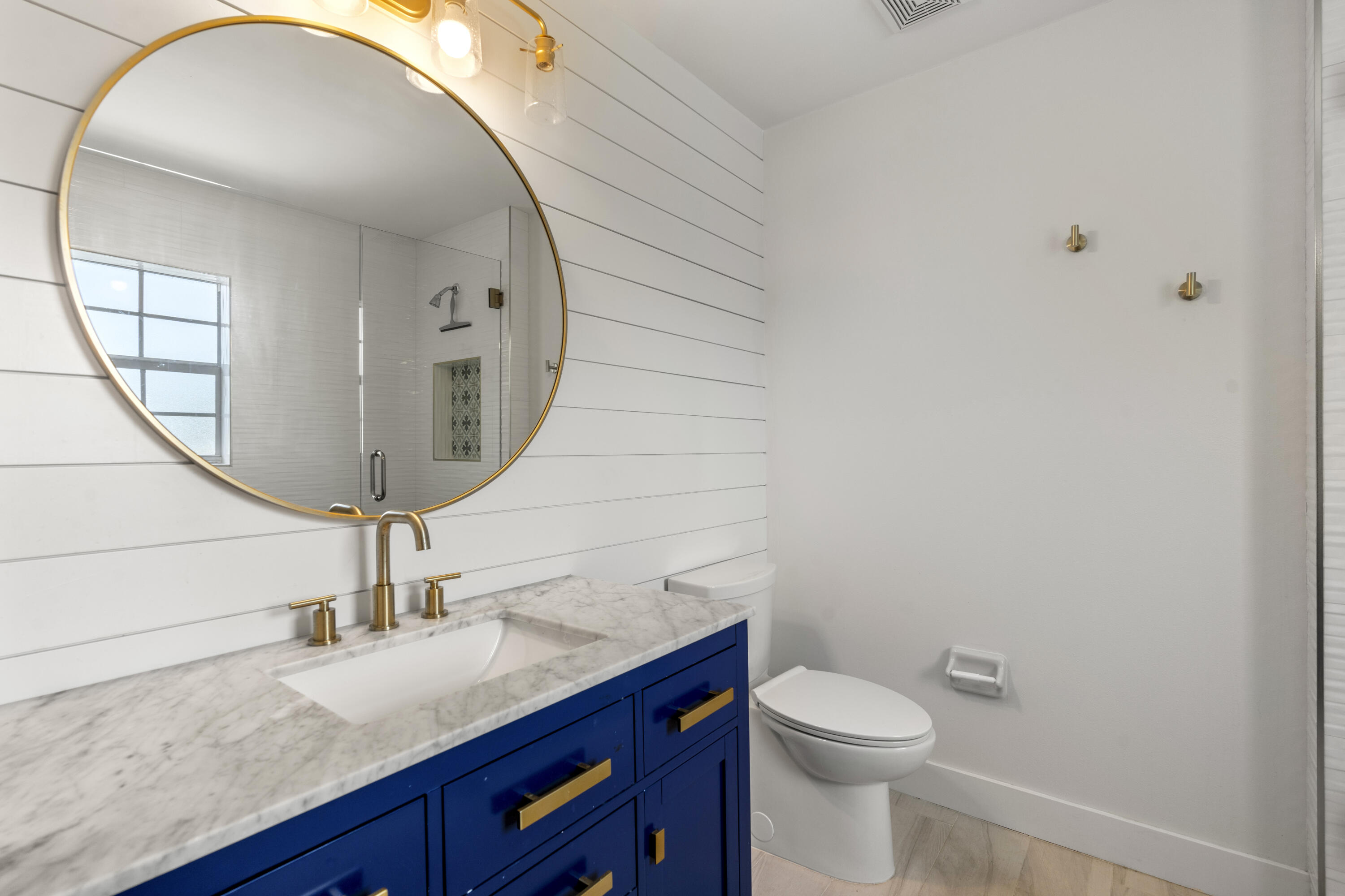 1976 SE High Springs Drive