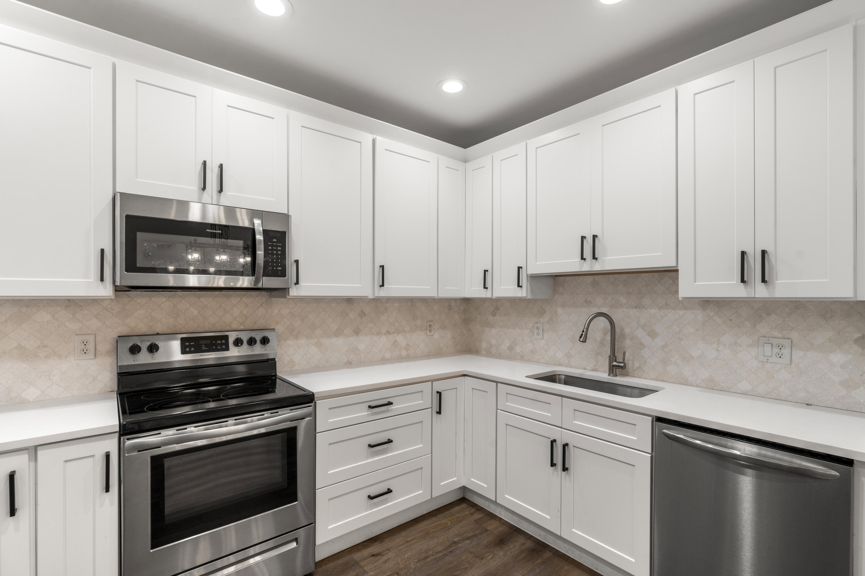 1976 SE High Springs Drive