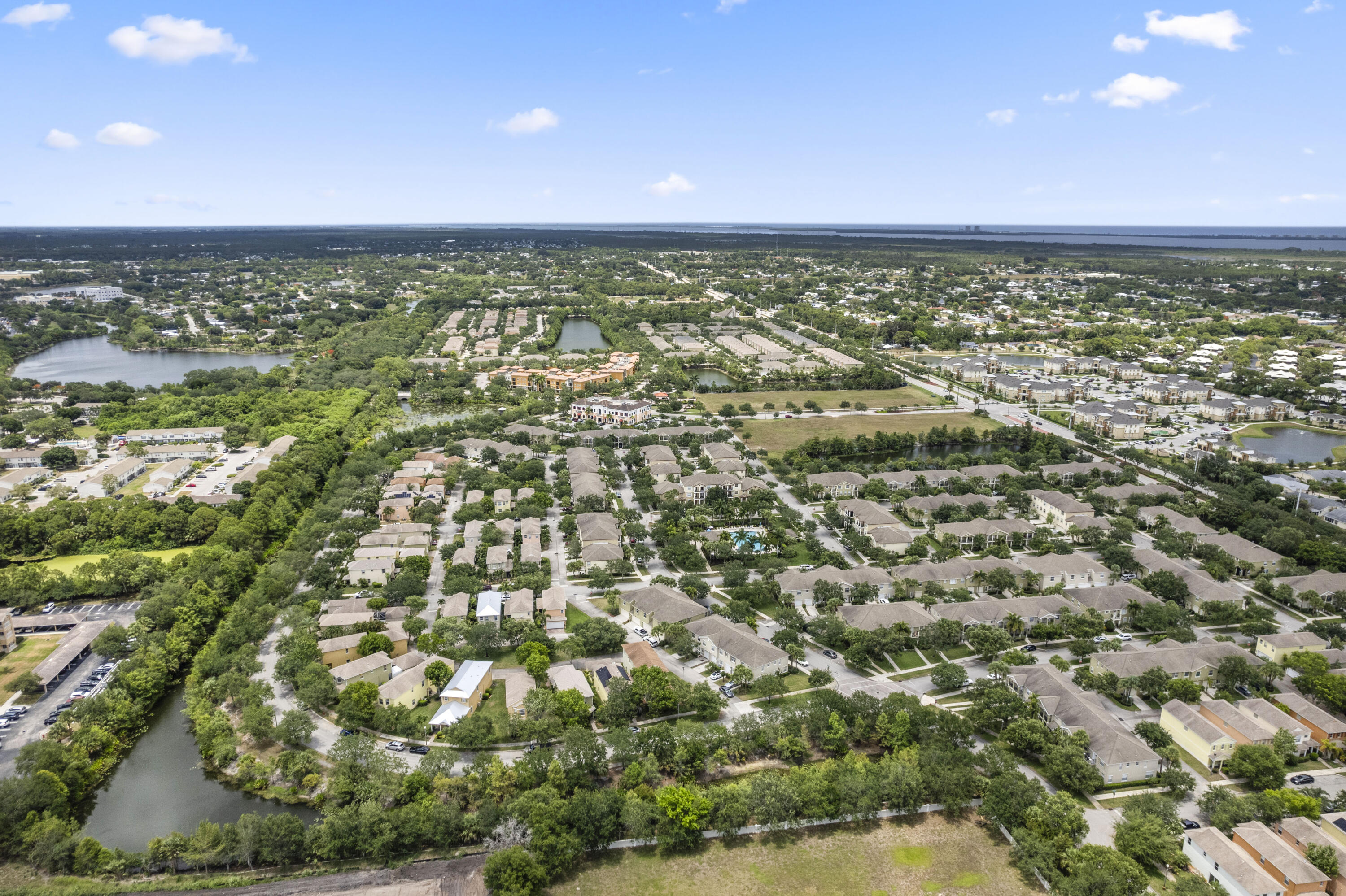 1976 SE High Springs Drive