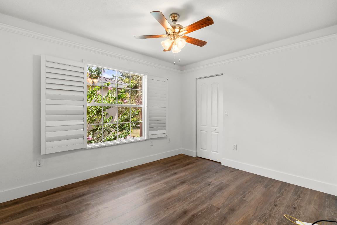 1976 SE High Springs Drive