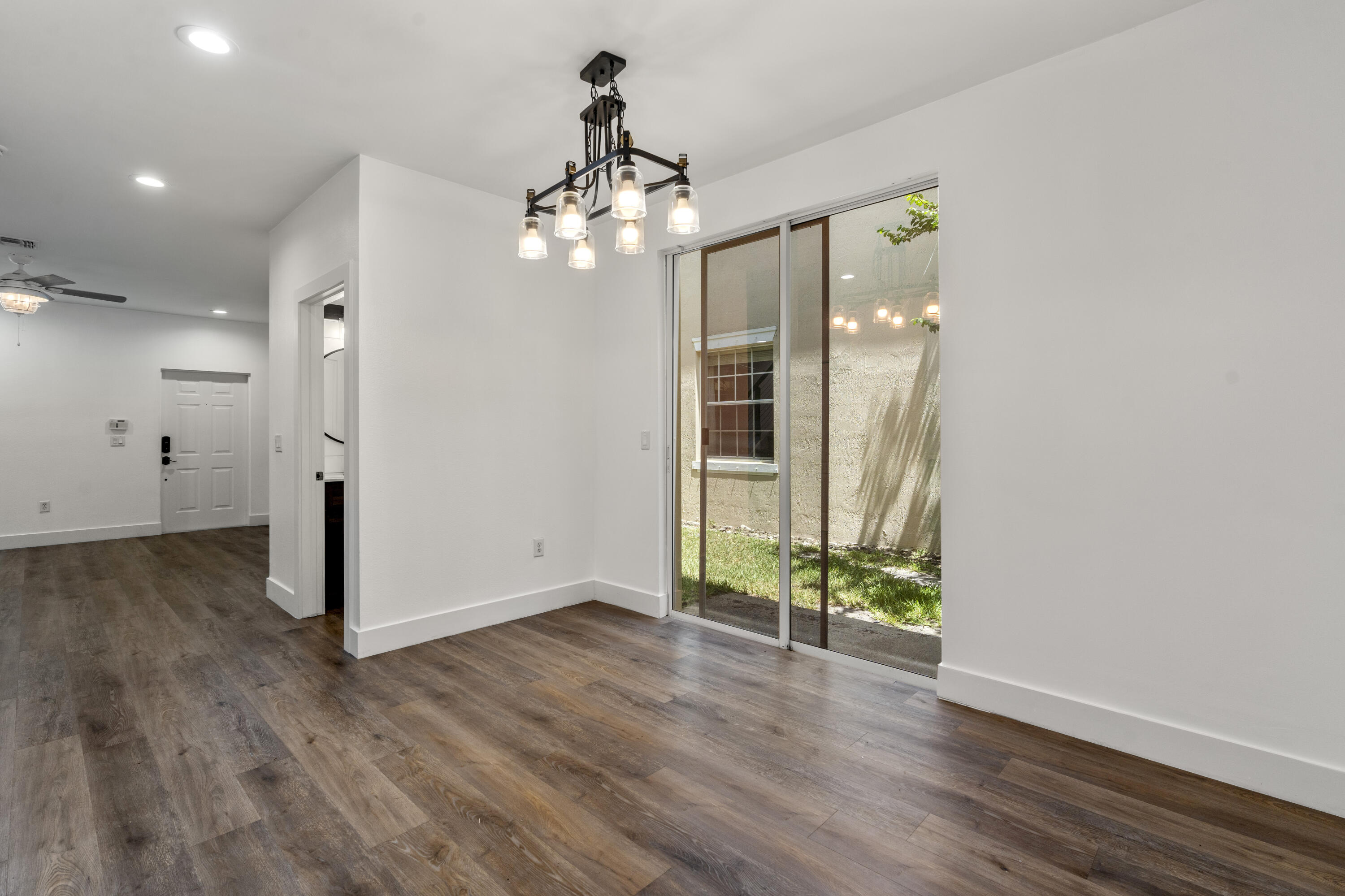 1976 SE High Springs Drive