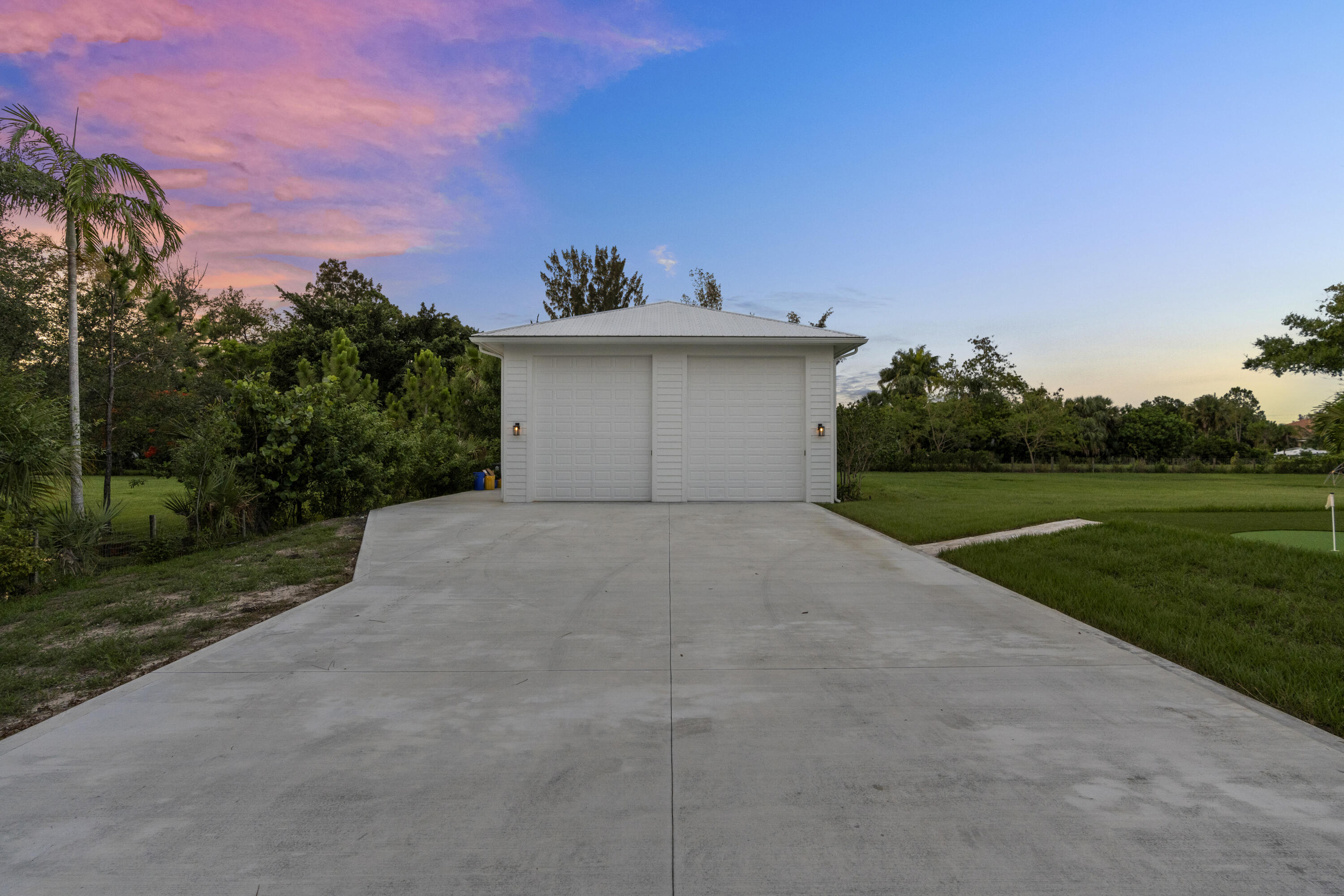9339 154th Road N