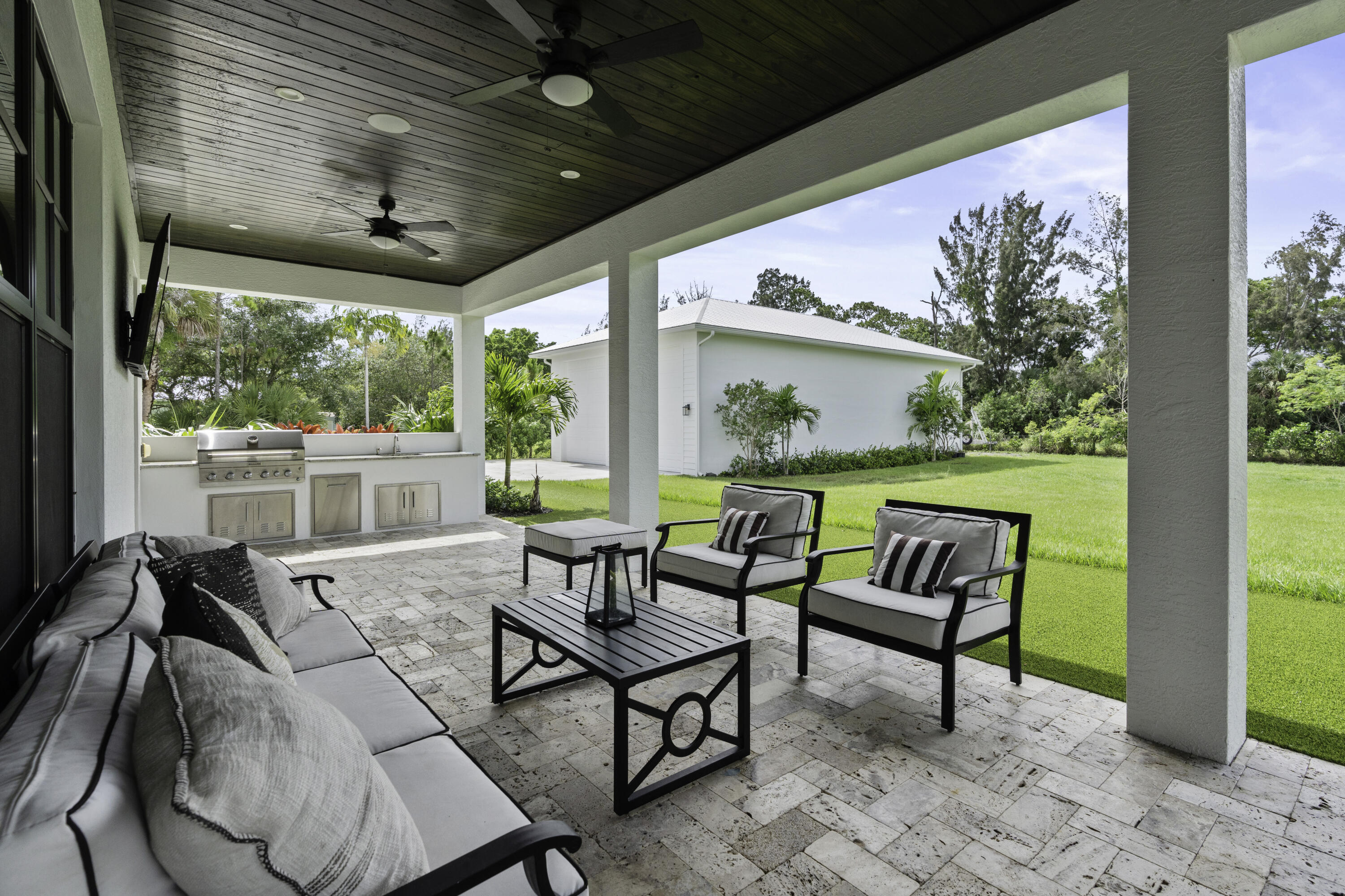 9339 154th Road N