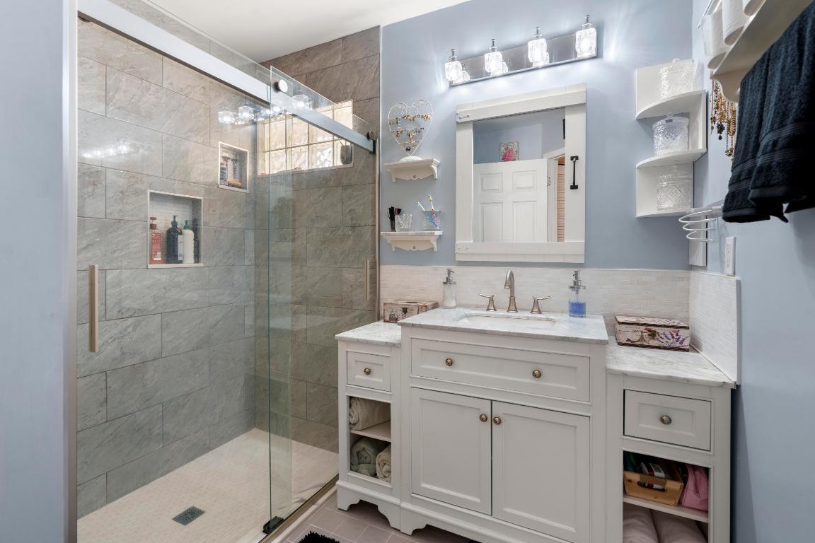 13759 159th Street N