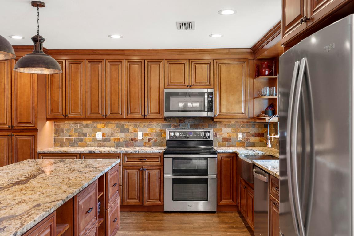 13759 159th Street N