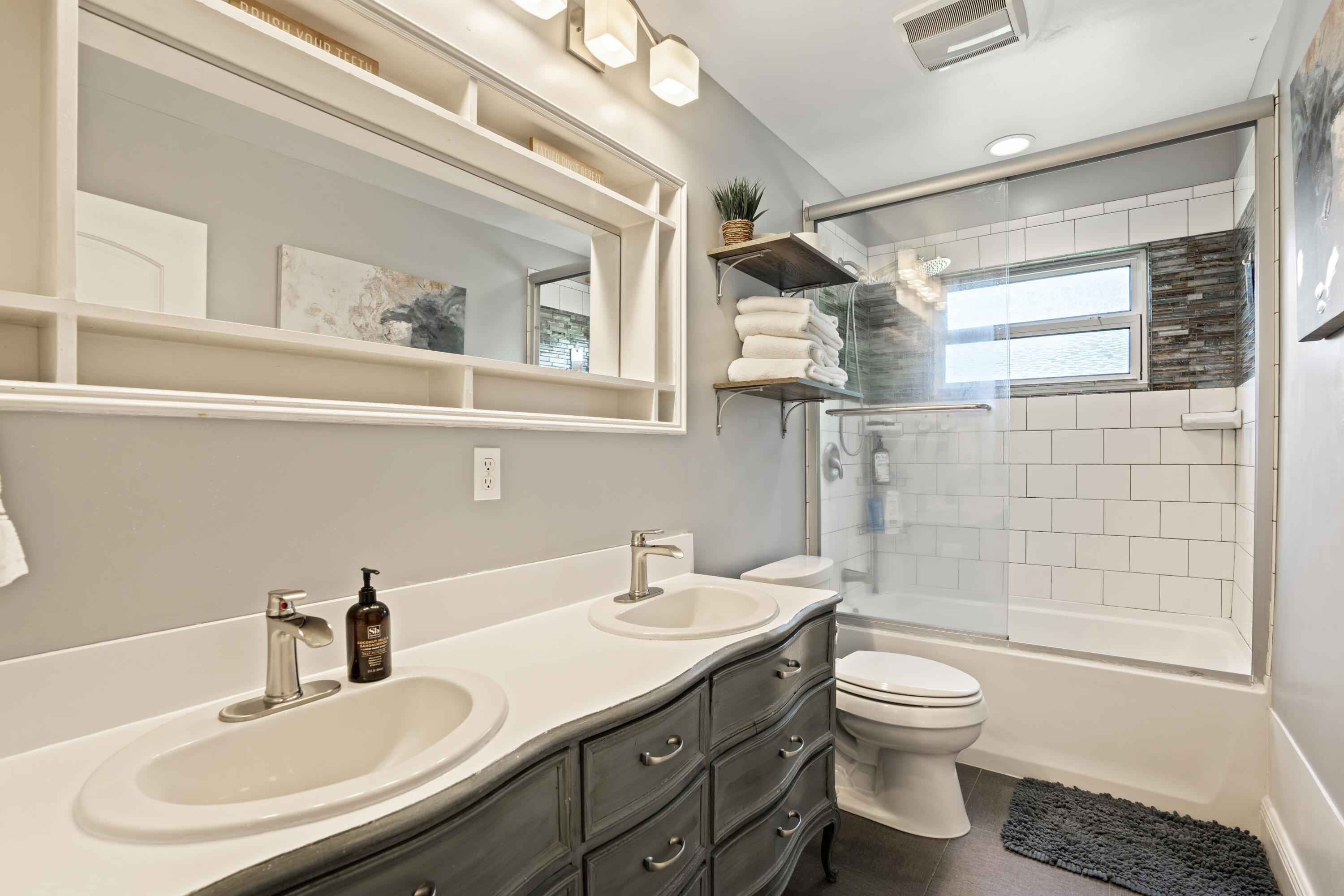 17766 Winterhawk Trail