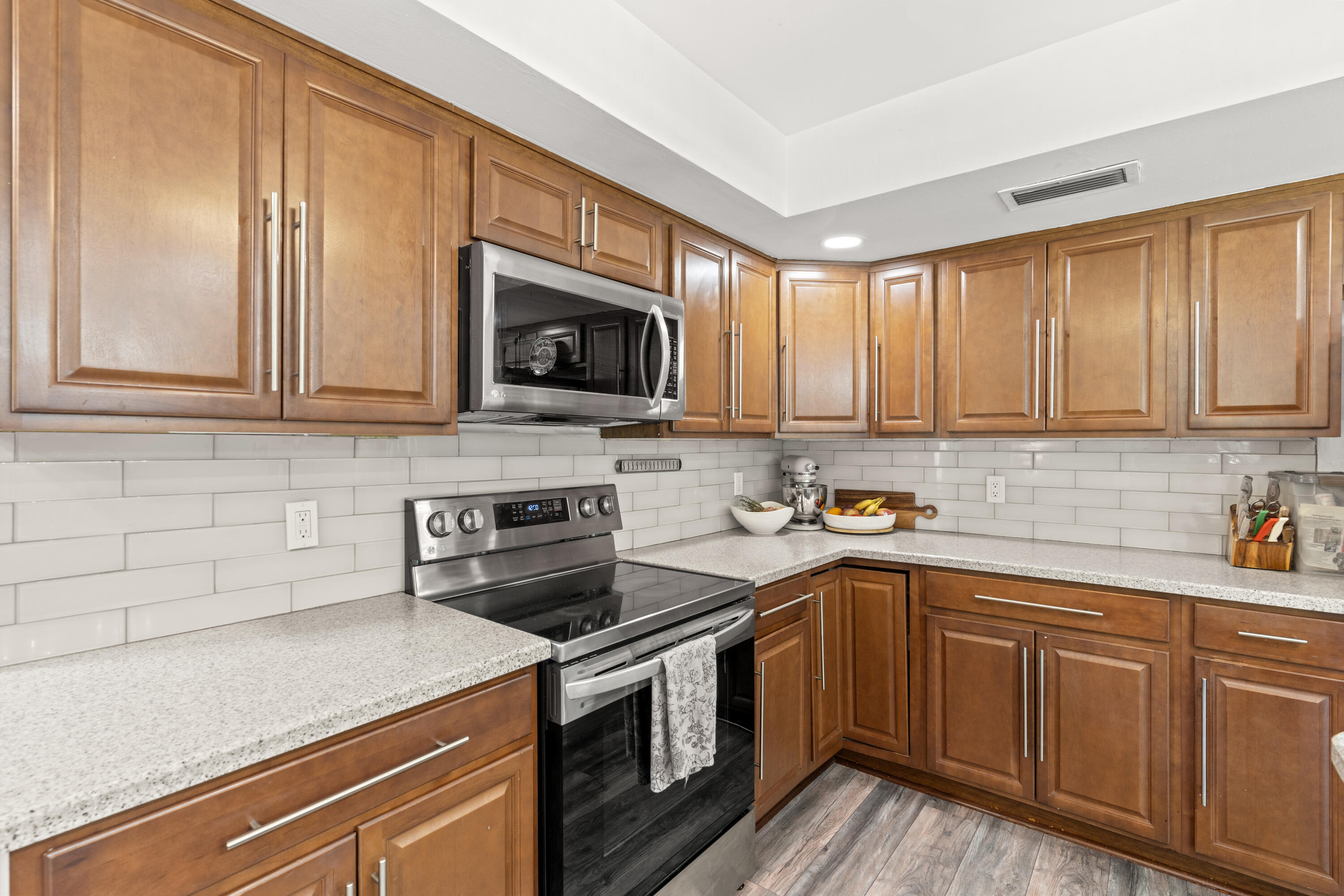 17766 Winterhawk Trail