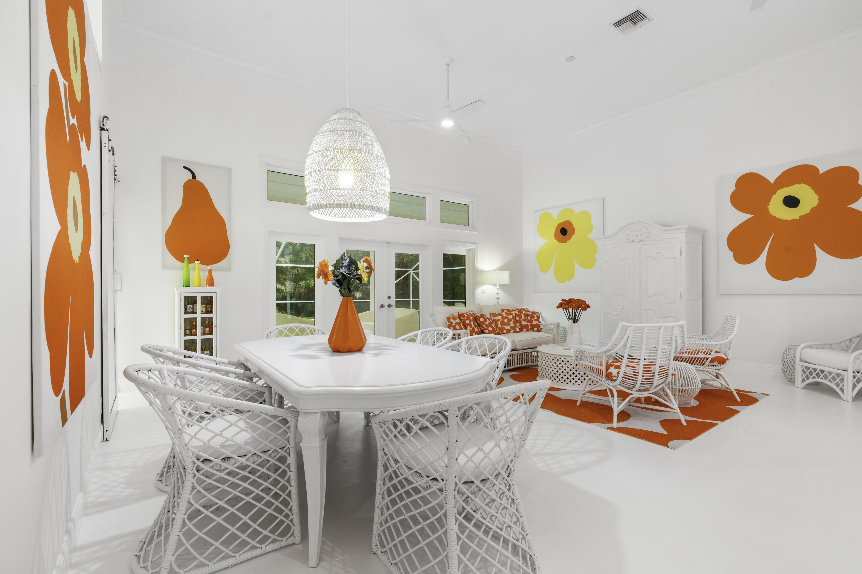 136 N River Drive W