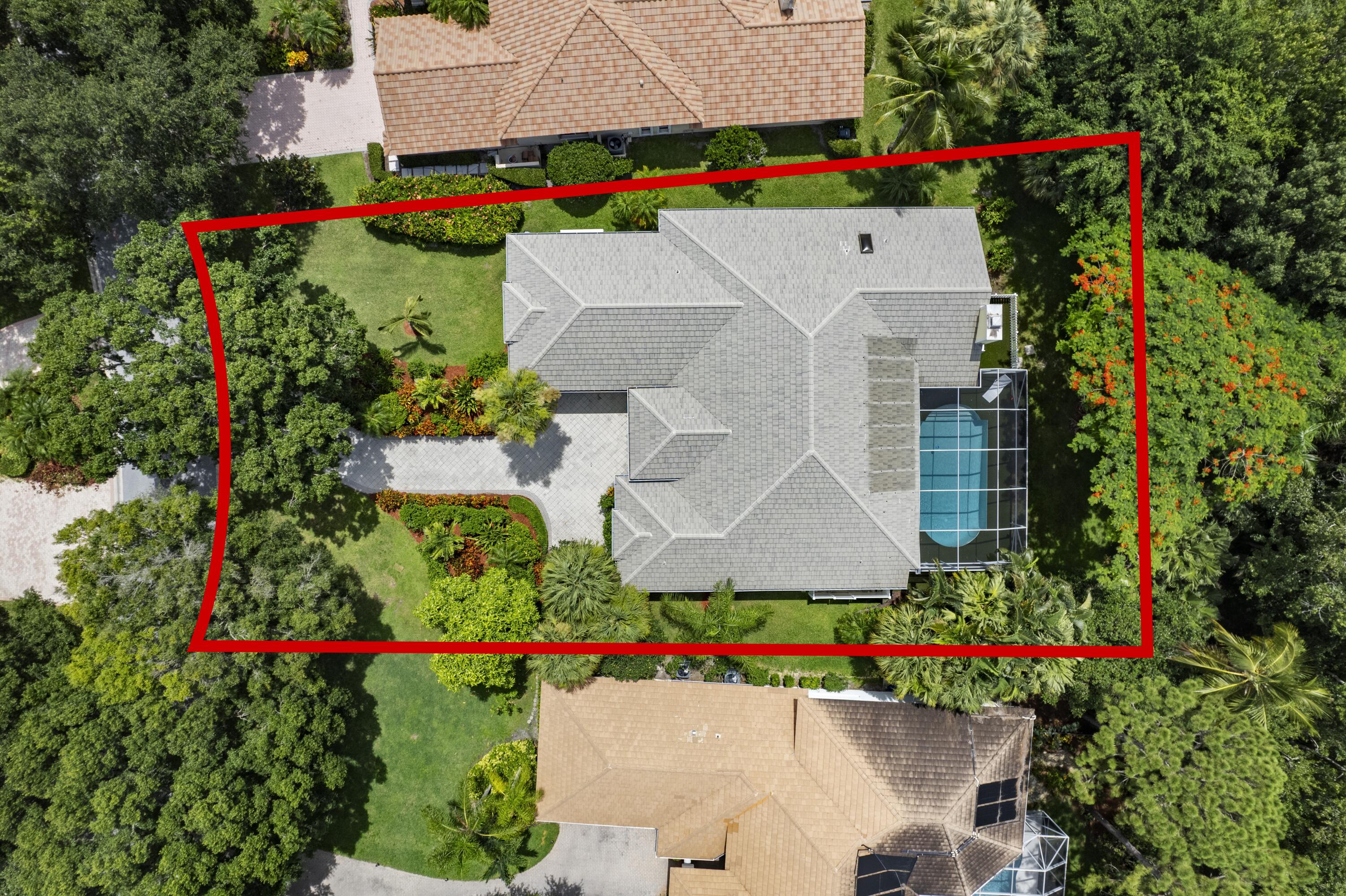 136 N River Drive W