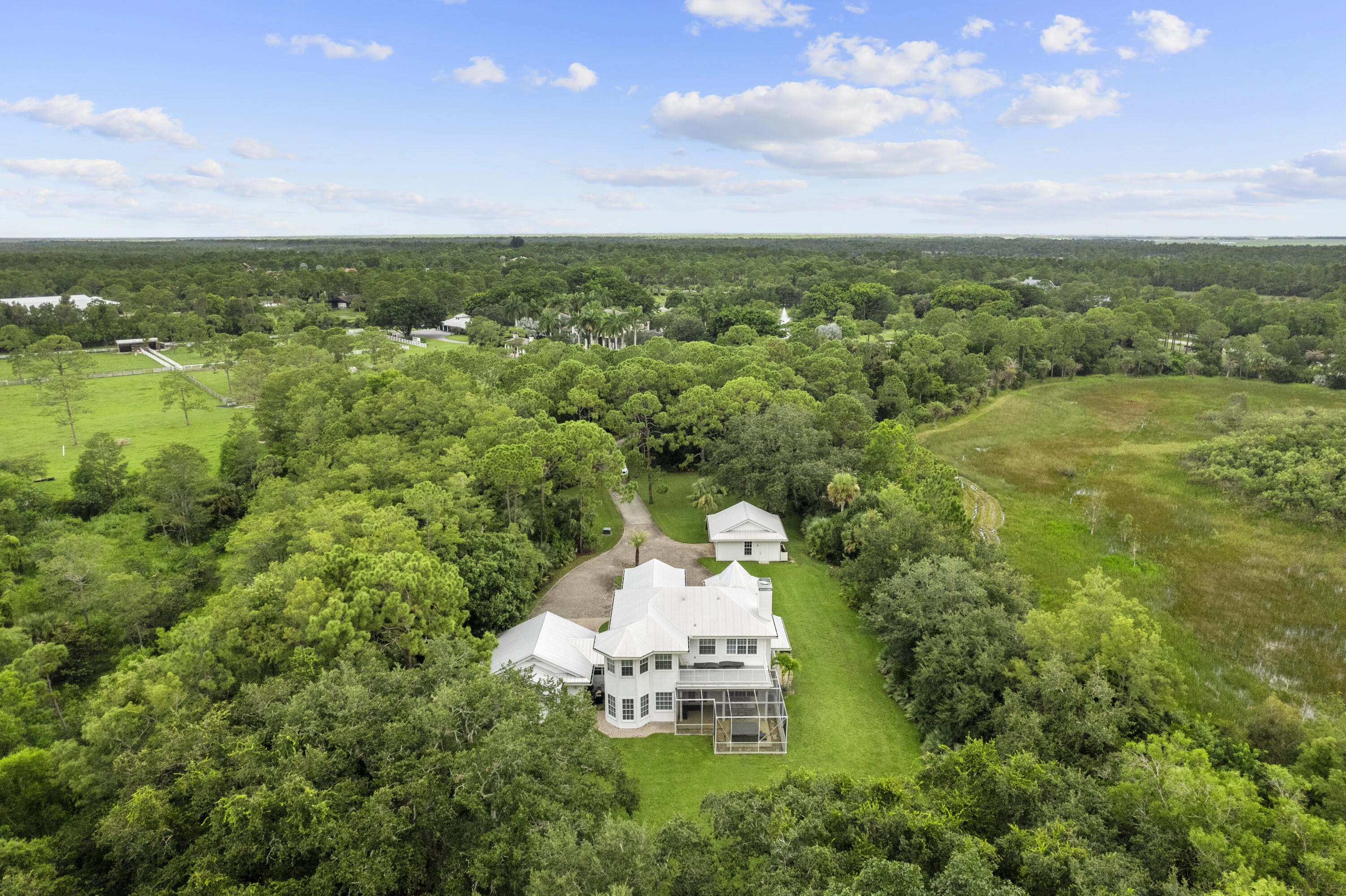 1001 SE Ranch Road