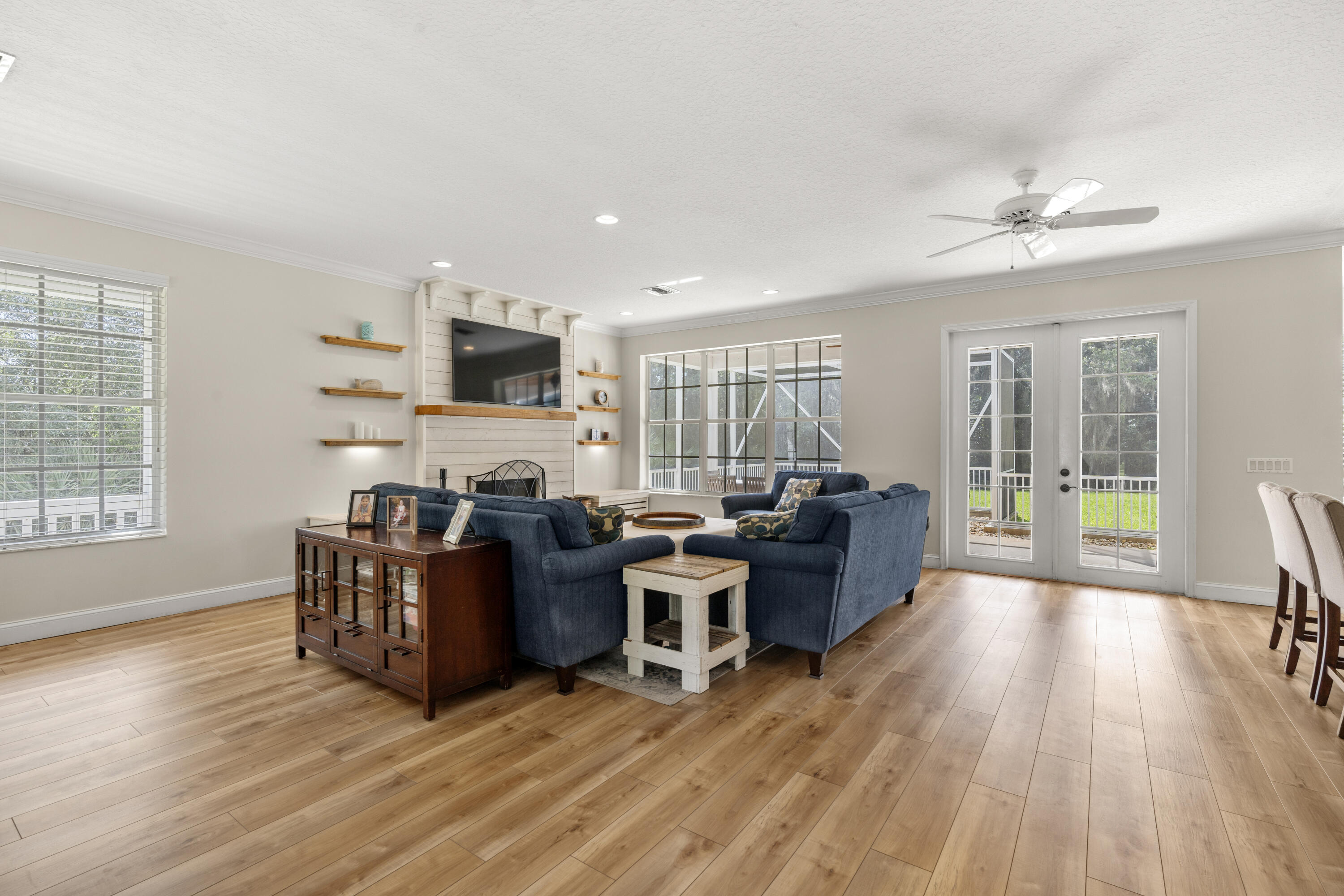1001 SE Ranch Road