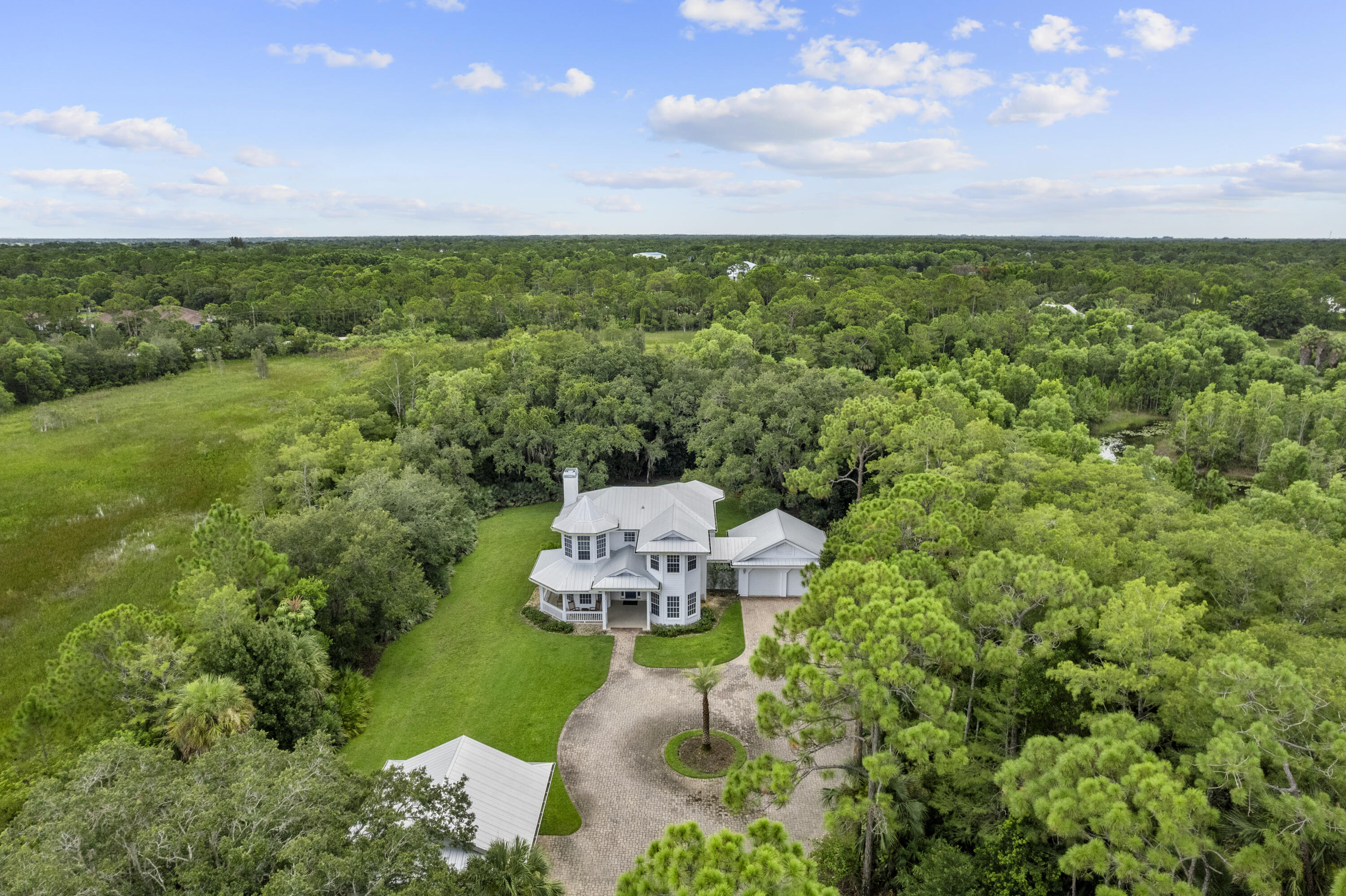 1001 SE Ranch Road