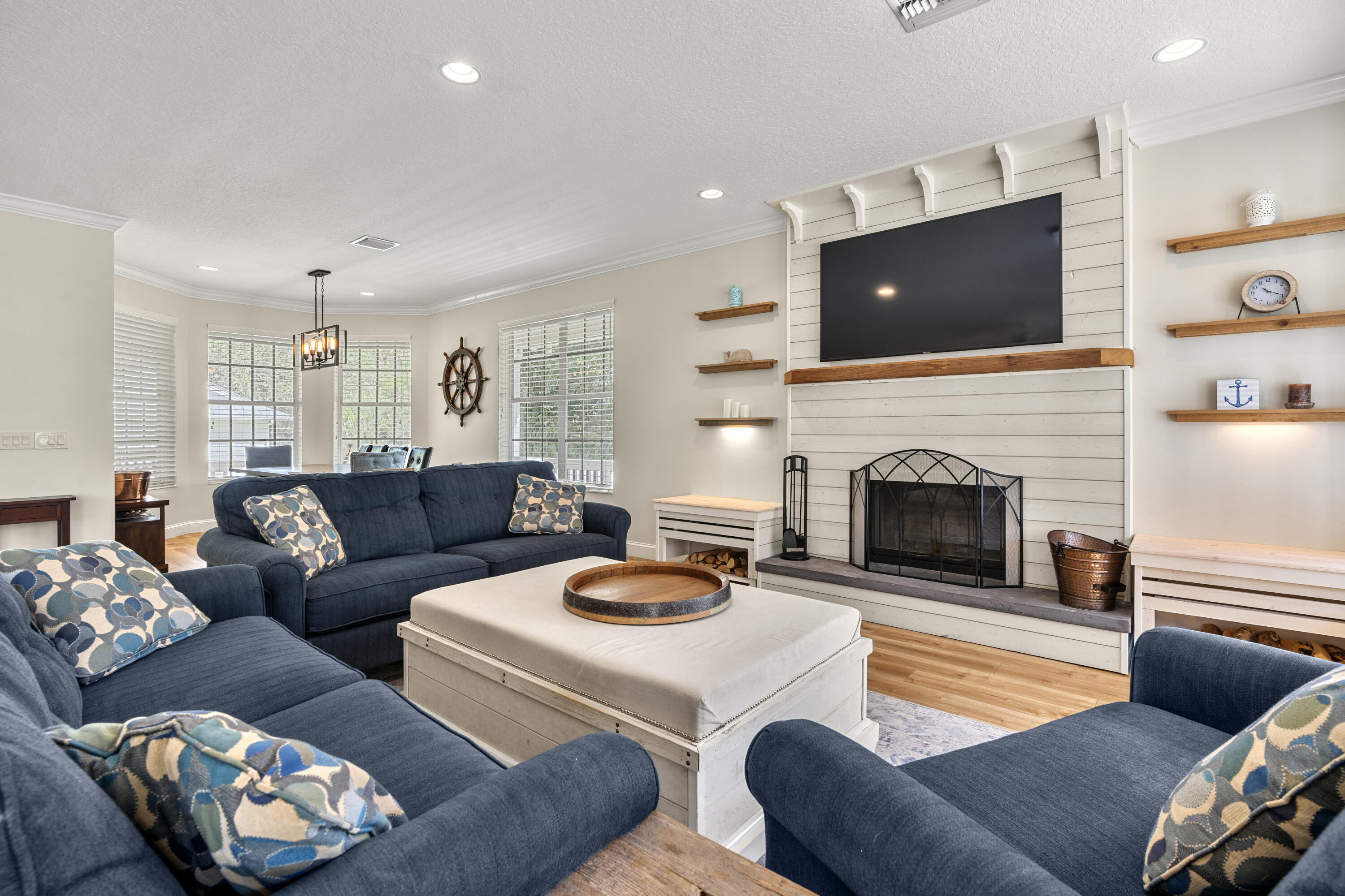 1001 SE Ranch Road