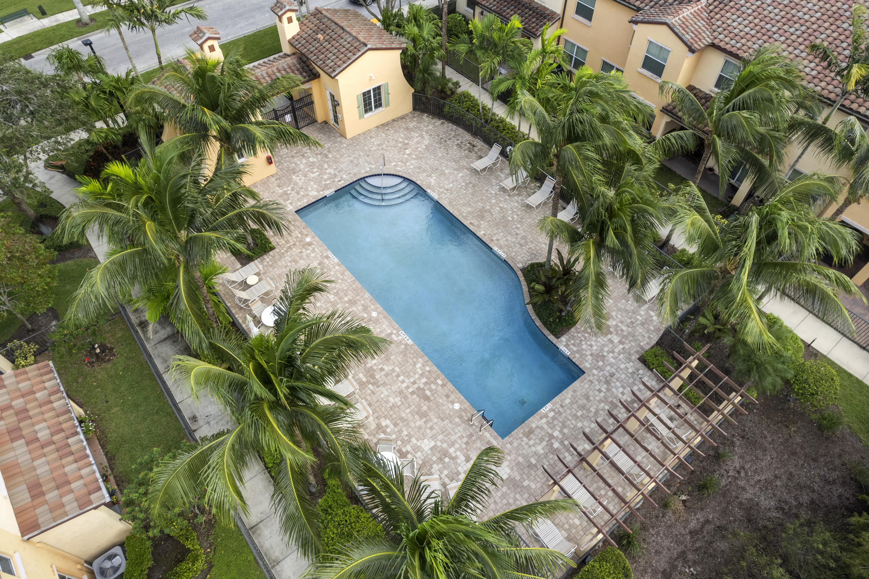 4558 Mediterranean Circle