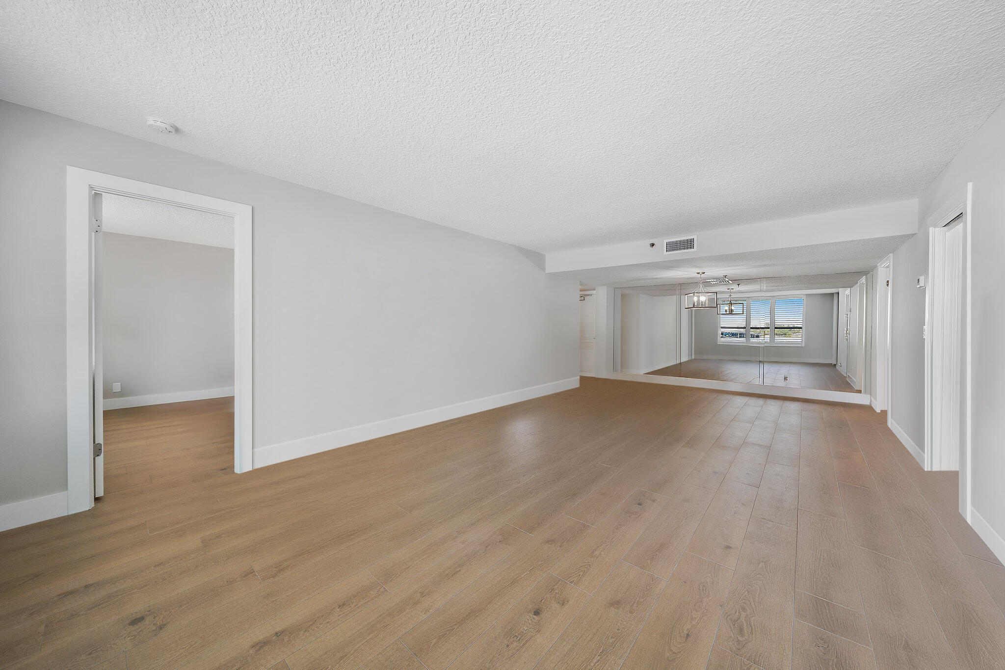 1748 Cove Drive 322