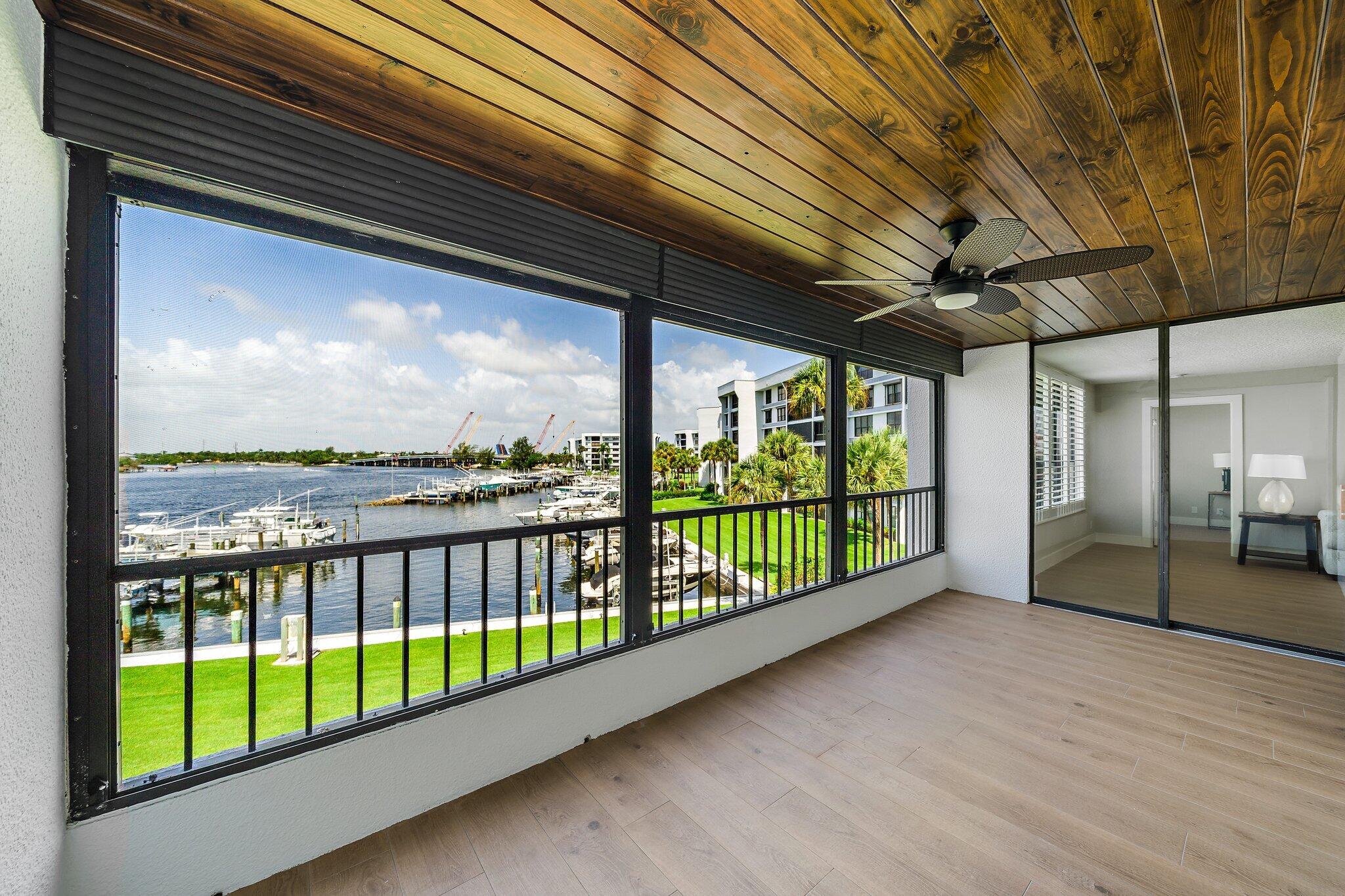 1748 Cove Drive 322