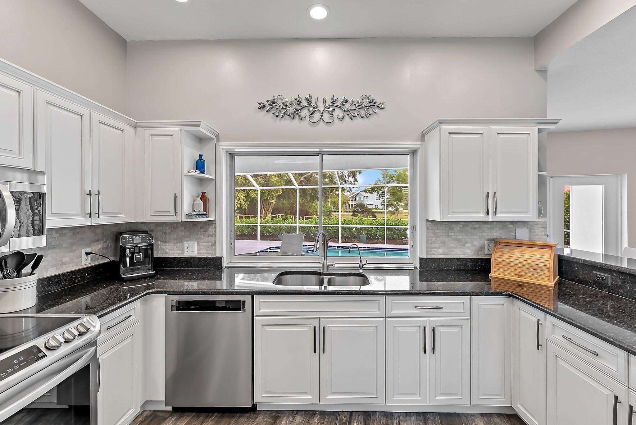 9807 SW Pueblo Terrace