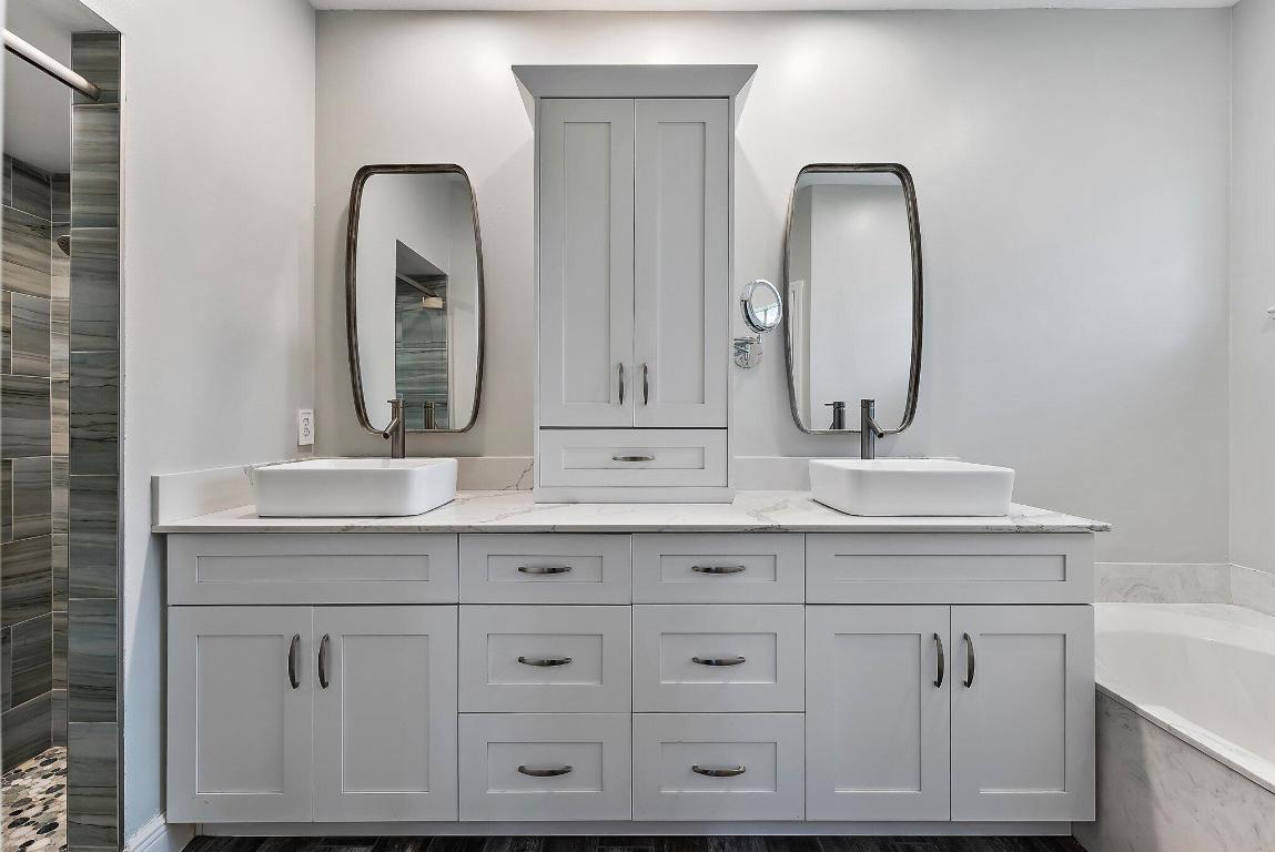 9807 SW Pueblo Terrace