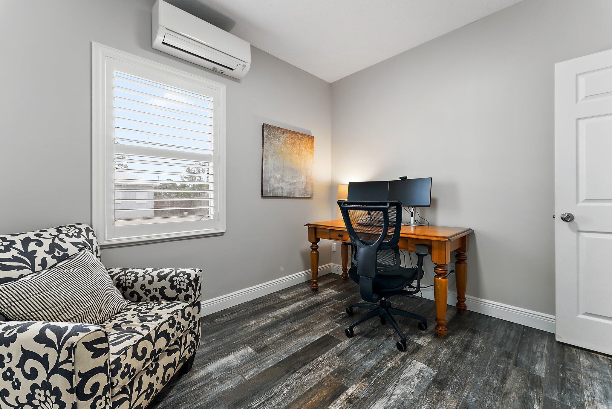 9807 SW Pueblo Terrace