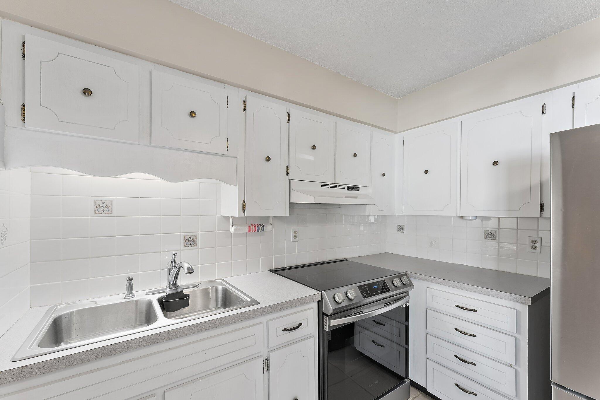 1113 Stillwater Drive